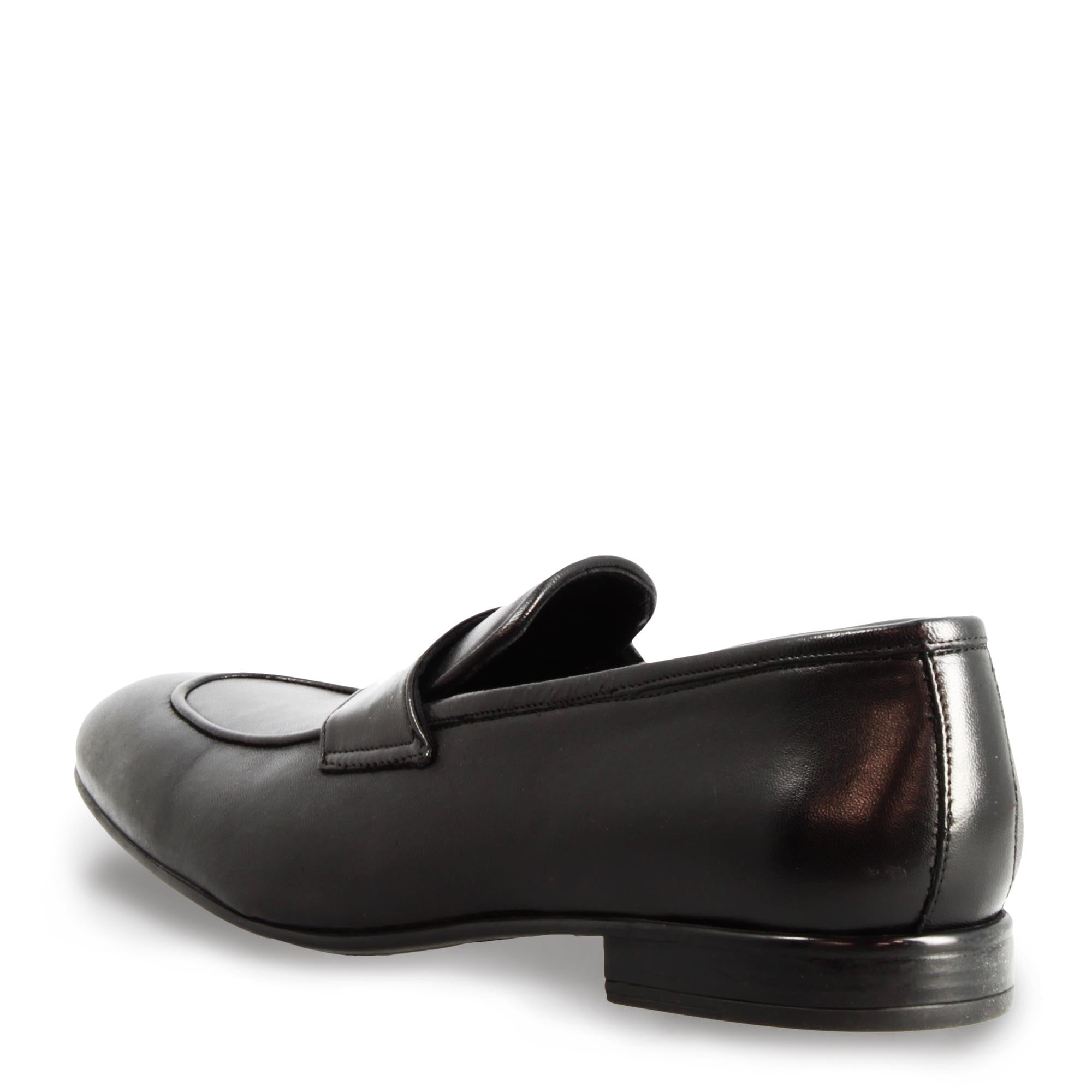 Elegant black moccasin for men in leather