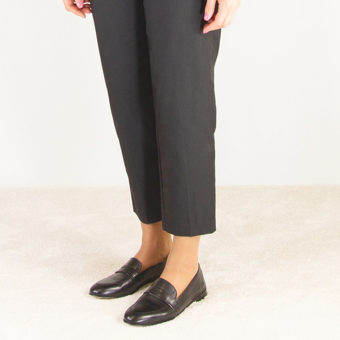 Mocassin femme classique en cuir noir fait main