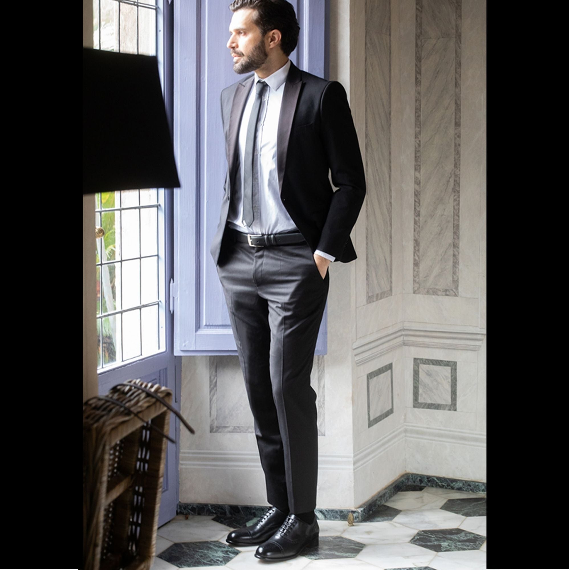 Oxford semi brogue nero elegante da uomo in pelle