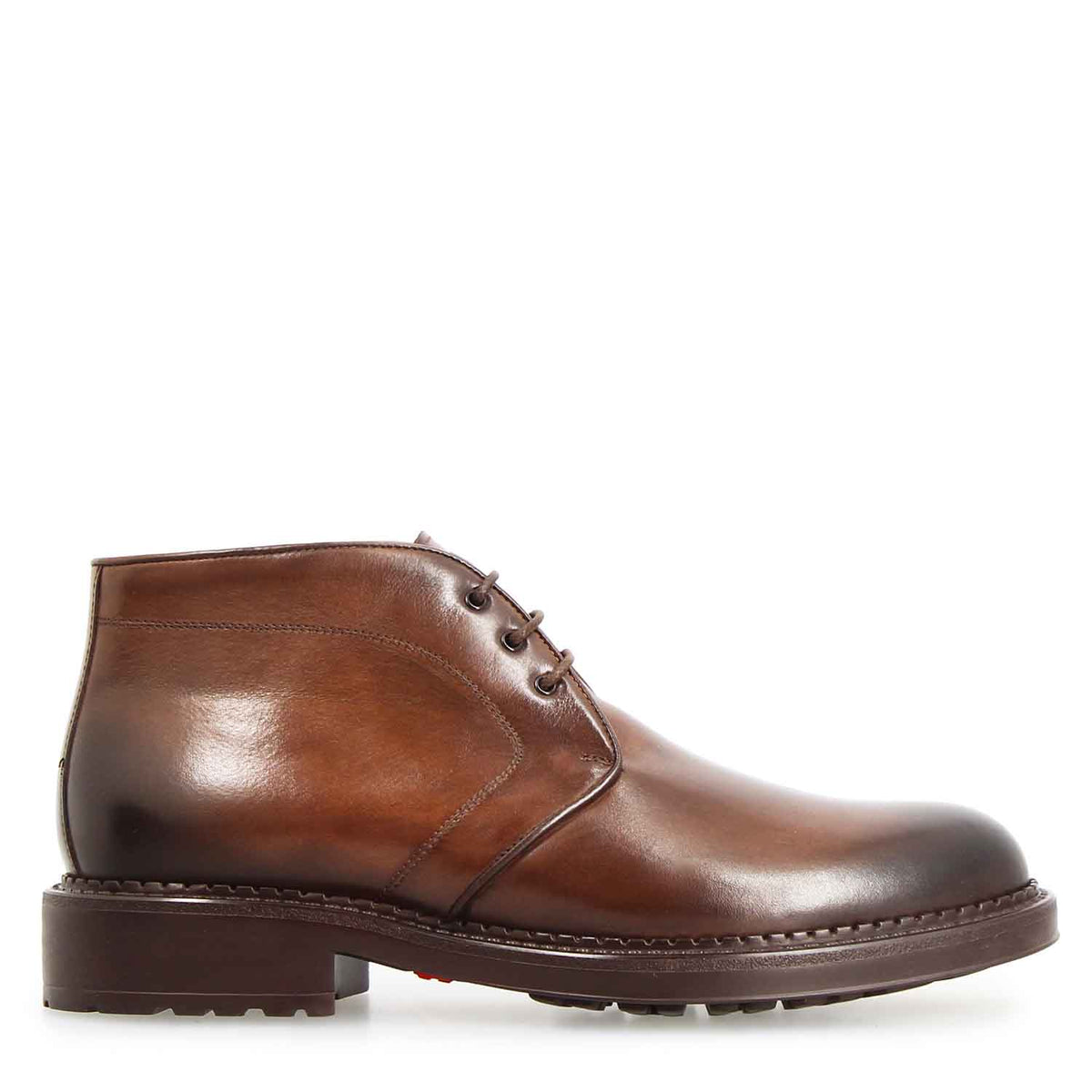 Bacco dark brown hand-dyed leather chukka boot for men - side view