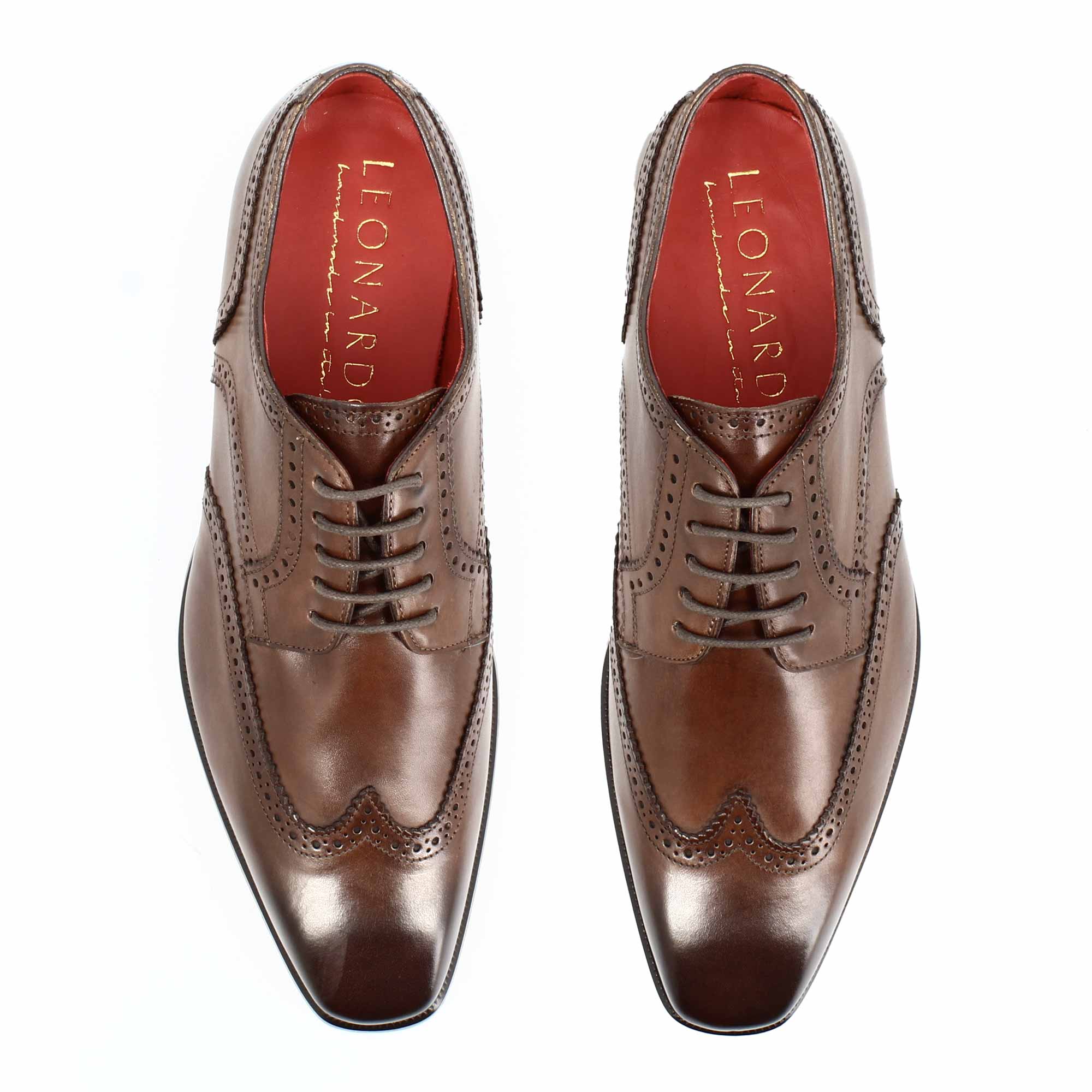 Derby pour homme en cuir marron clair à queue d'aronde et bout carré