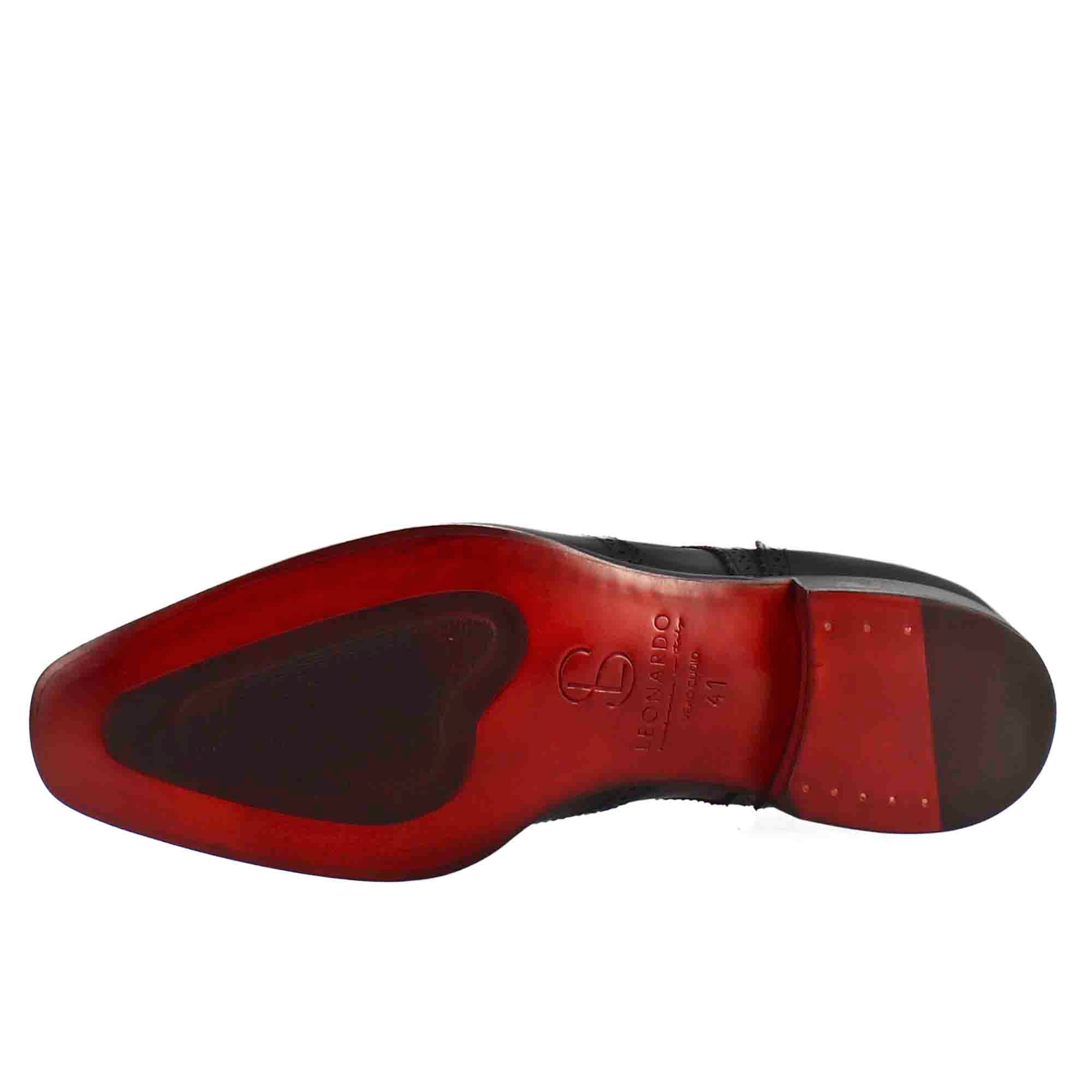 Men's black leather derby with dovetail and square toe