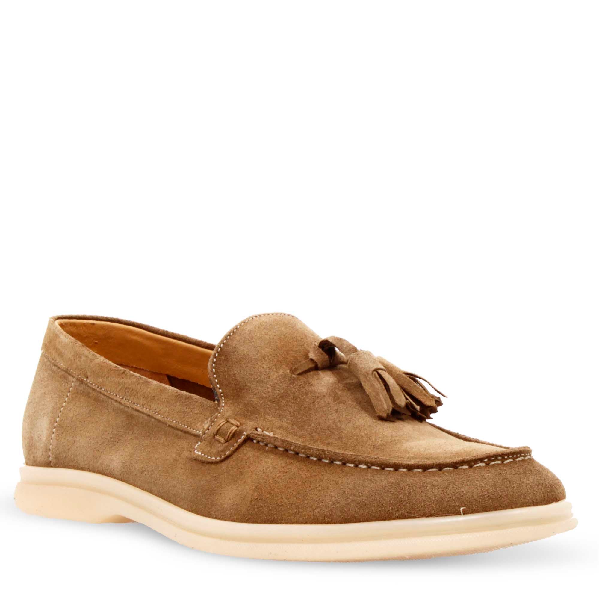 Mocassino da barca con nappine da uomo in camoscio beige