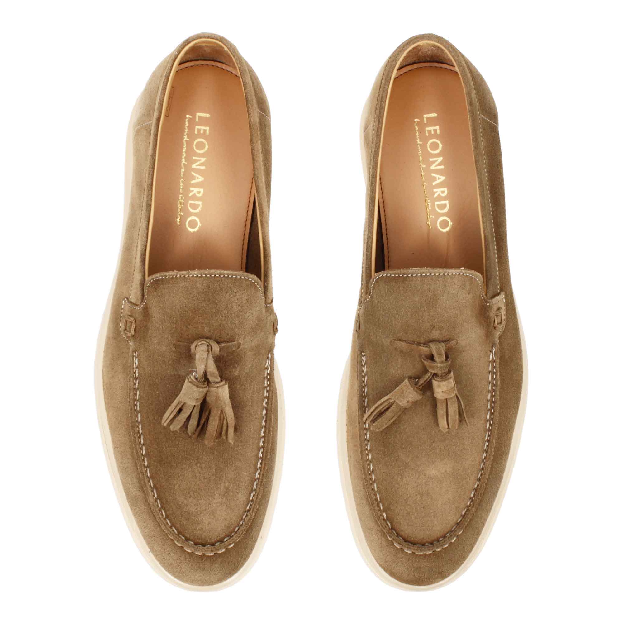 Mocassino da barca con nappine da uomo in camoscio beige