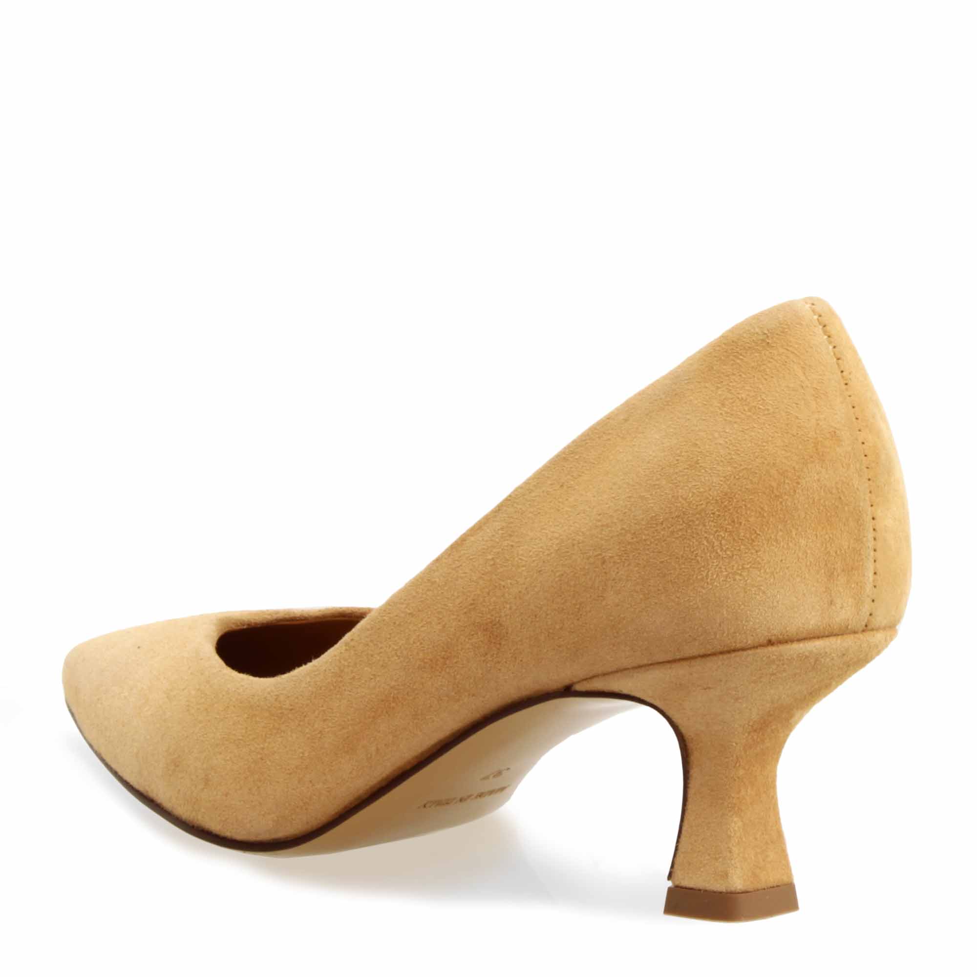 Escarpins à bout pointu en daim beige pour femme avec talon moyen