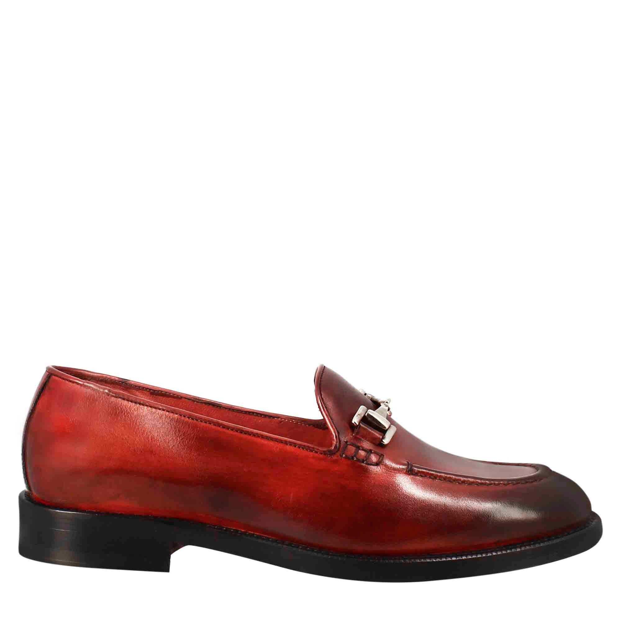 Damen Mokassin aus rotem Leder mit Schnalle