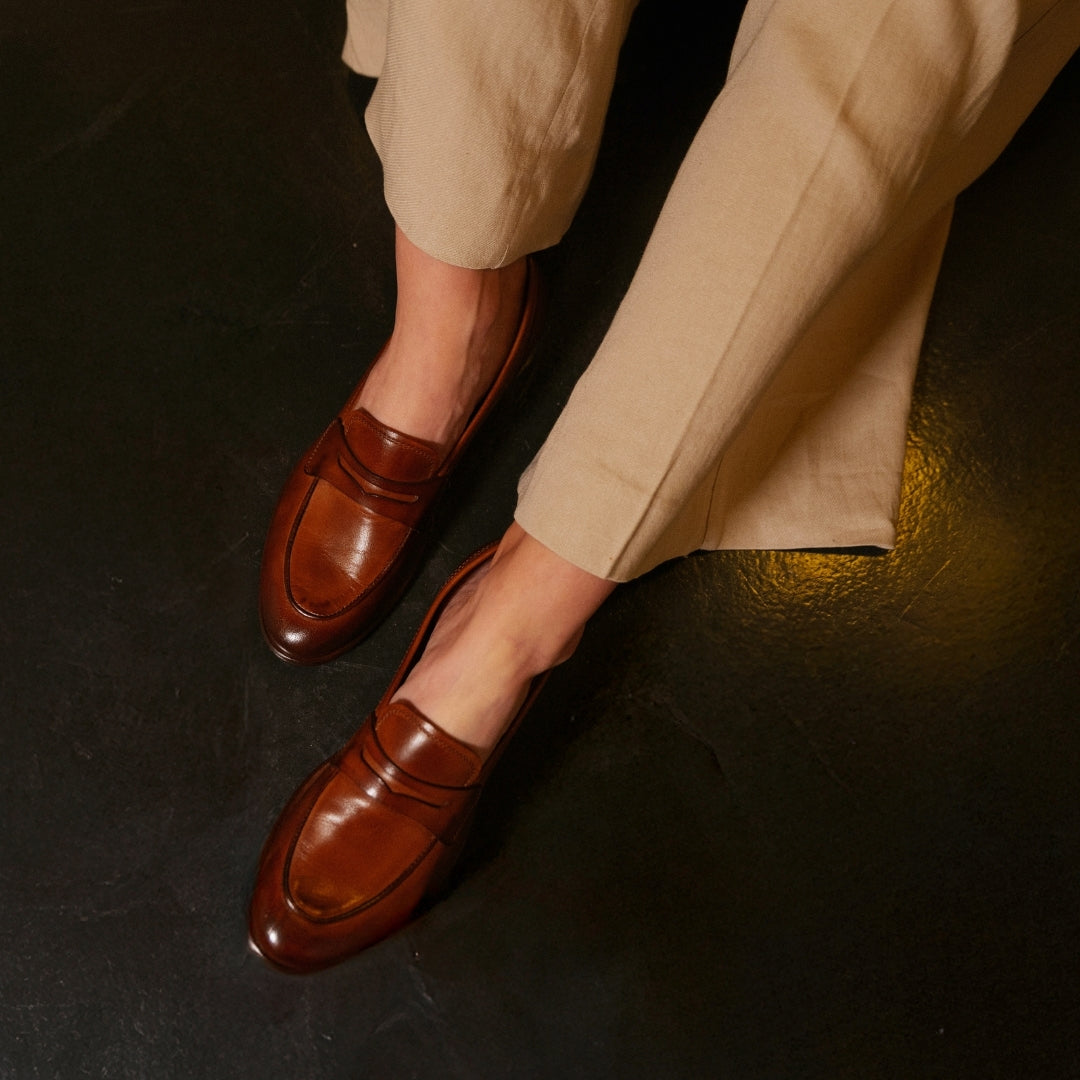 Mocassins pour femmes en cuir marron faits à la main