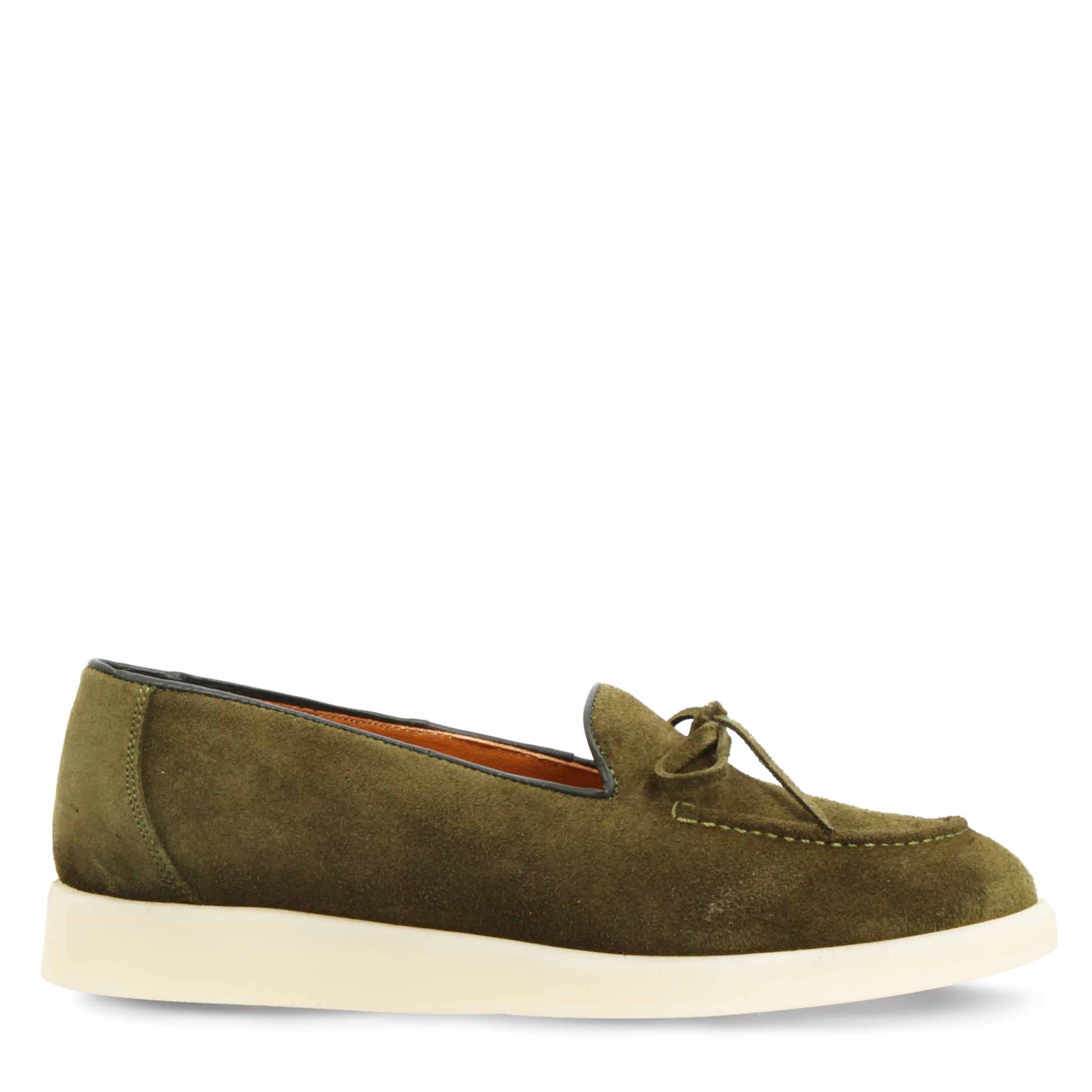 Chaussure bateau en daim vert pour femme, fabriquée à la main
