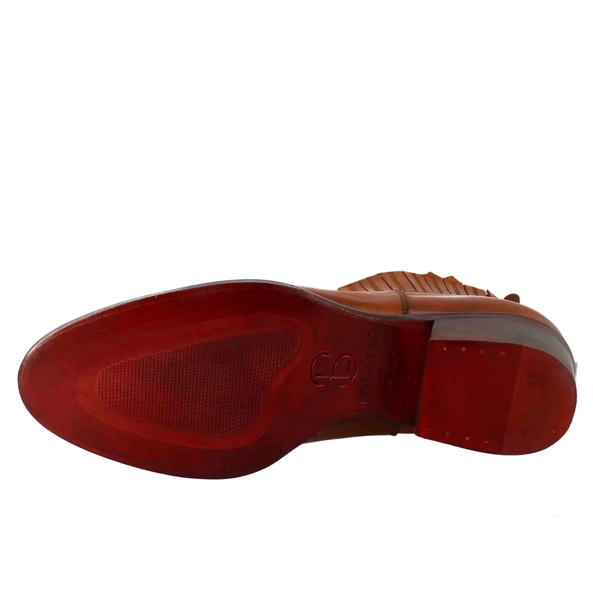 Bottine pour femme avec découpes au col en cuir marron clair