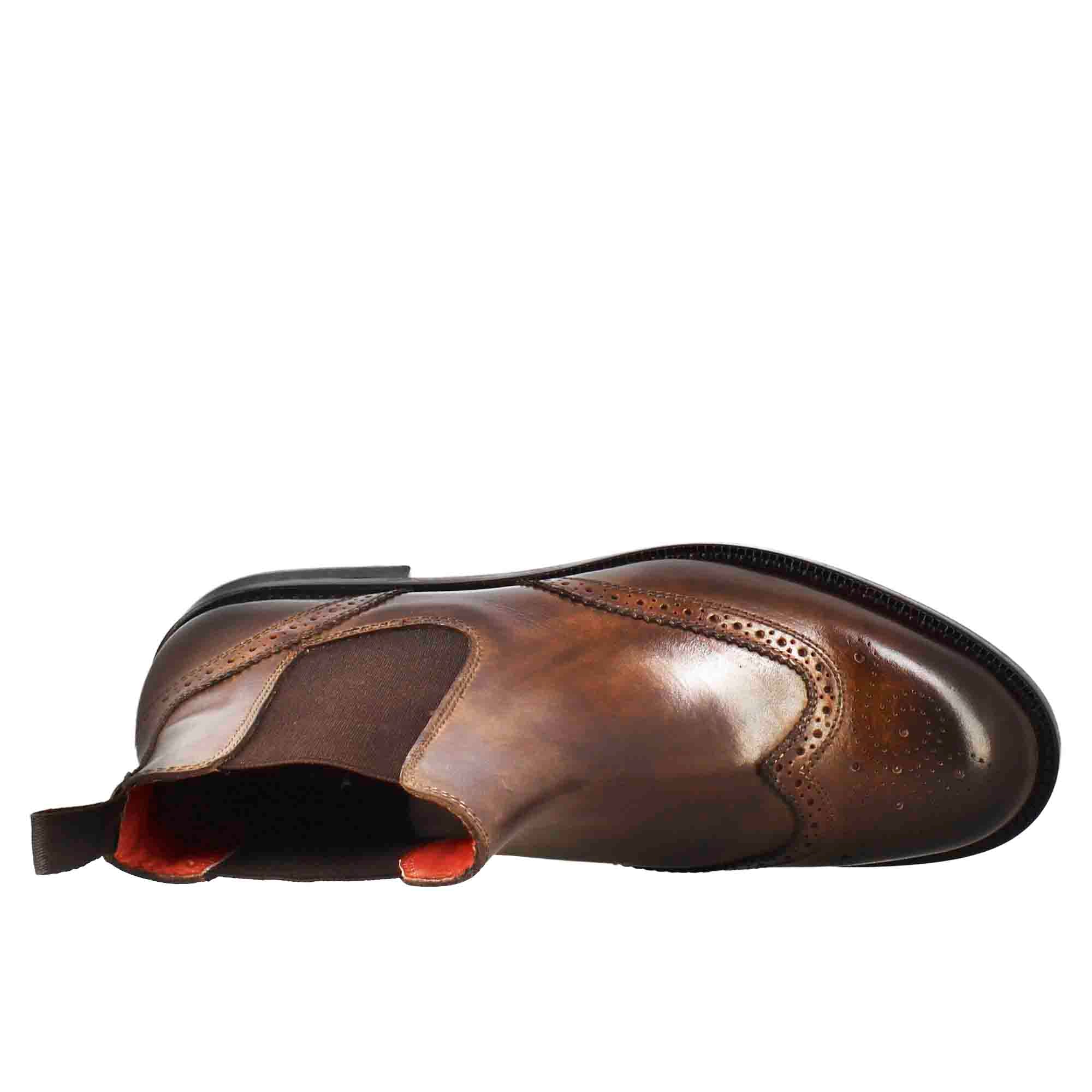 Bottine Chelsea pour femme avec détails richelieu en cuir marron foncé