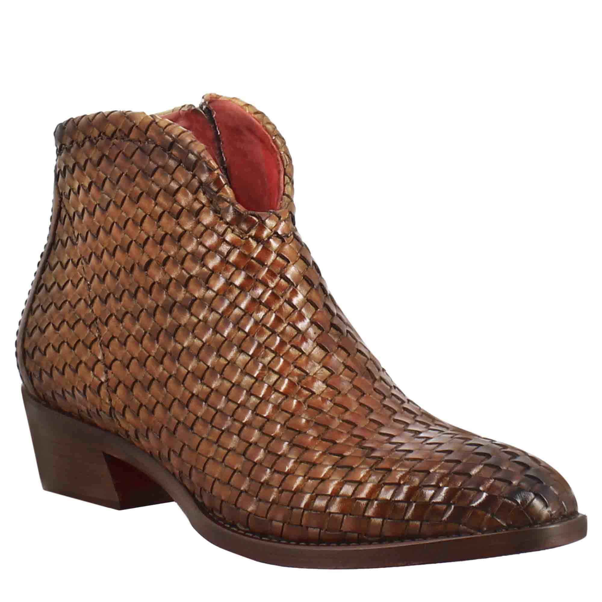 Women's ankle boot with medium heel in light brown woven leather