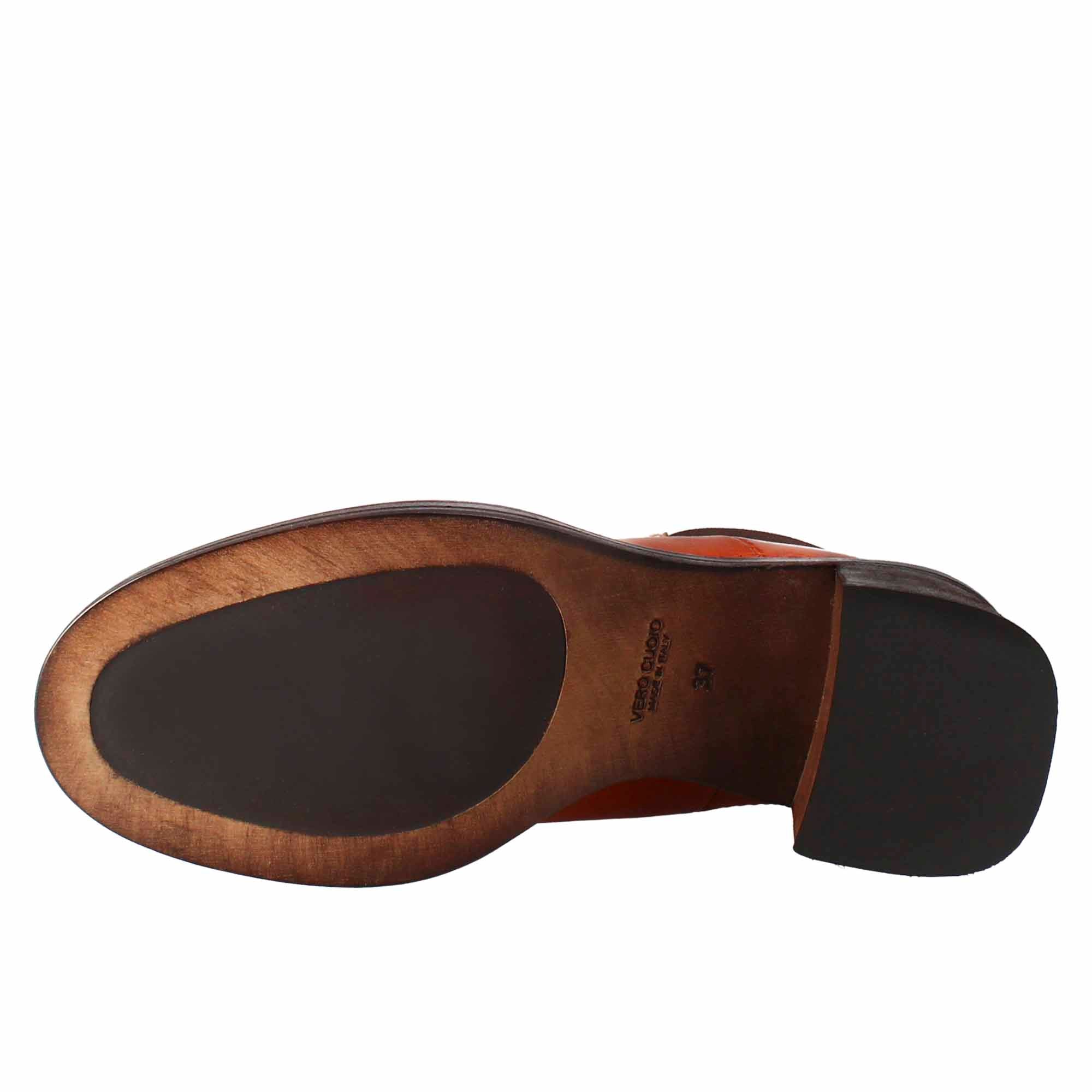 Women's Chelsea diver boot with heel in tan washed leather