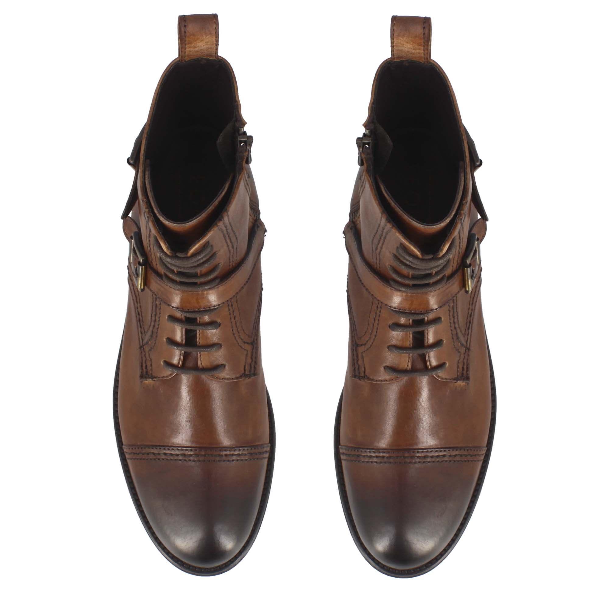 Men's brown leather amphibian with rubber sole