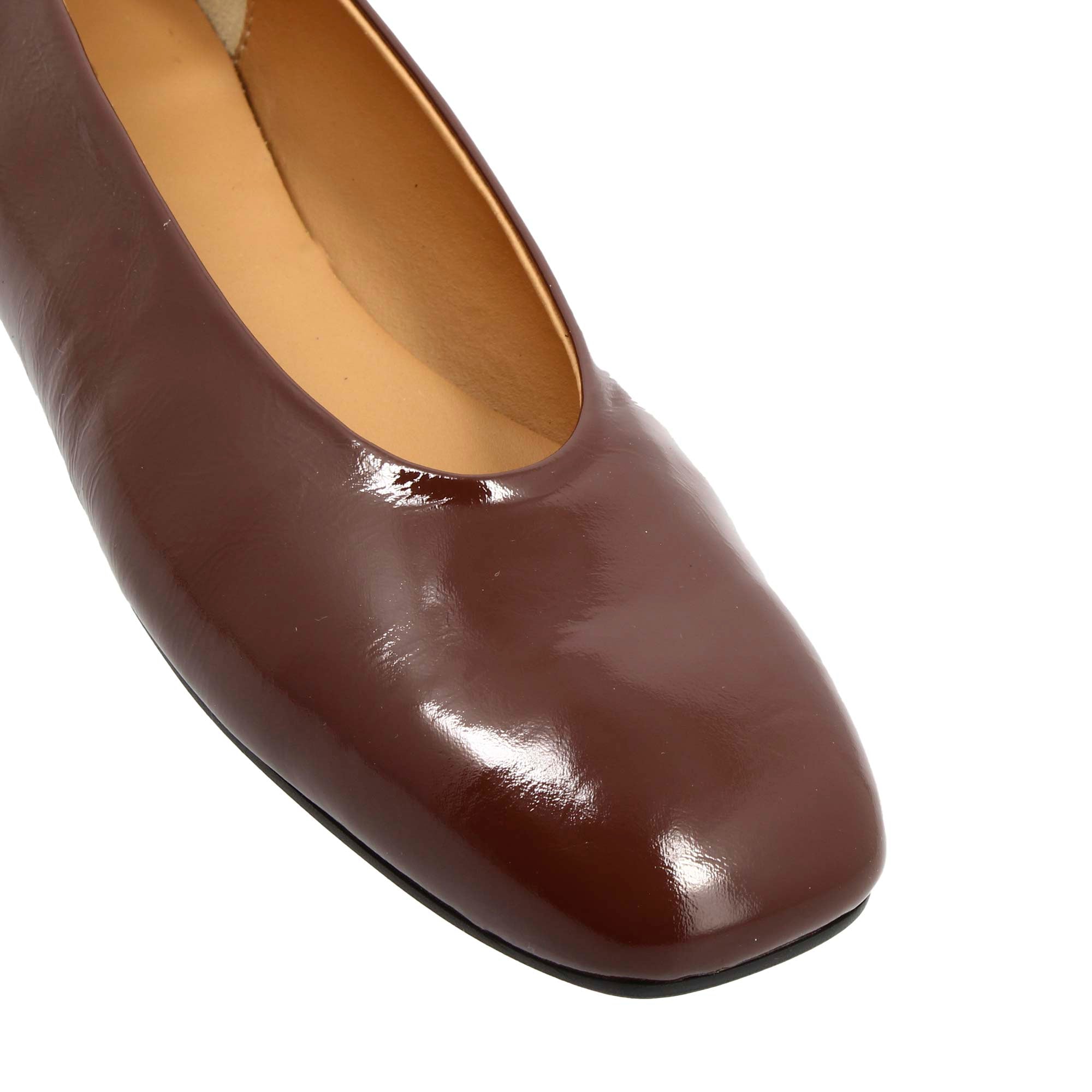 Women's handmade ballerina flat in brown shiny leather