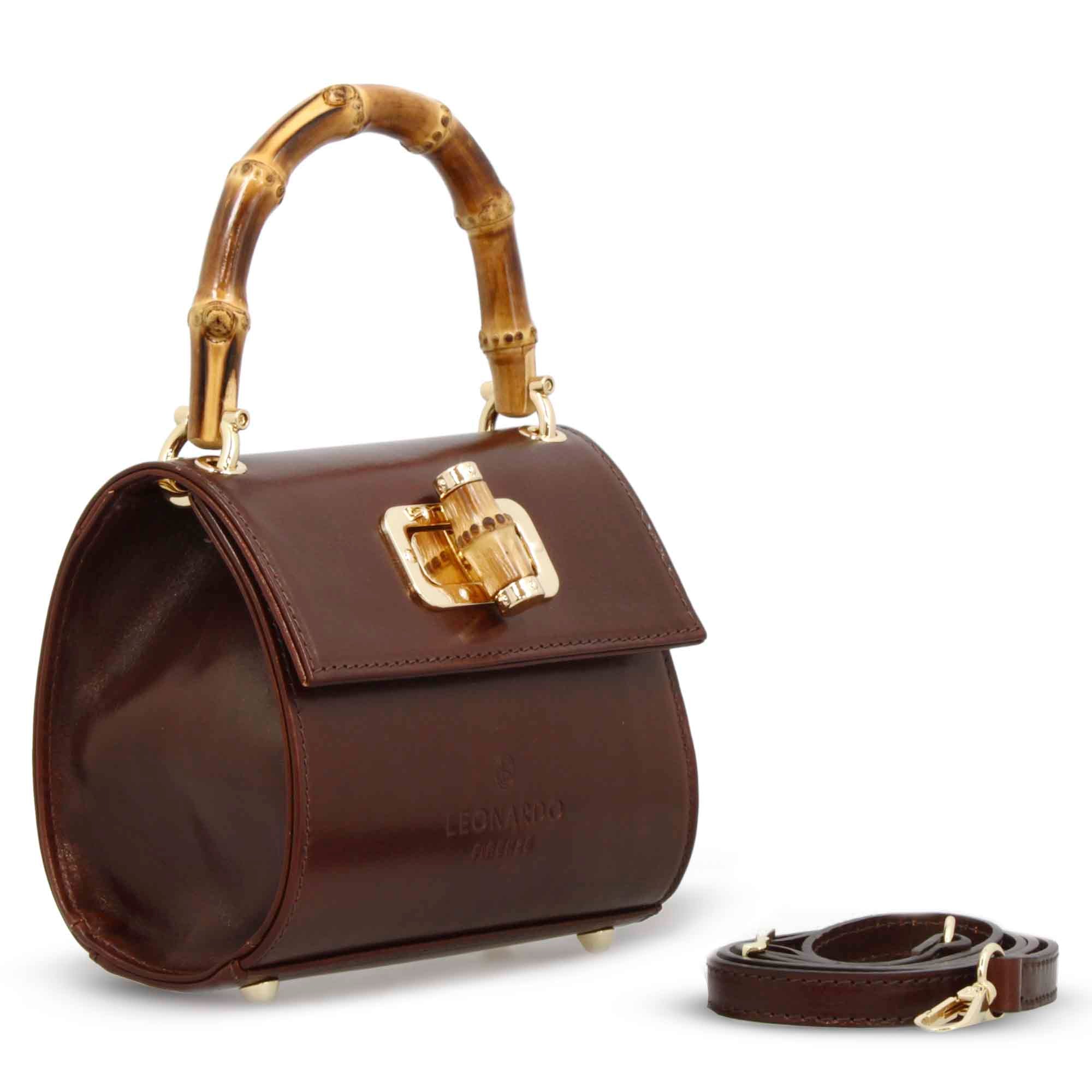 Borsa a mano artigianale da donna in pelle marrone scuro con manico bambù