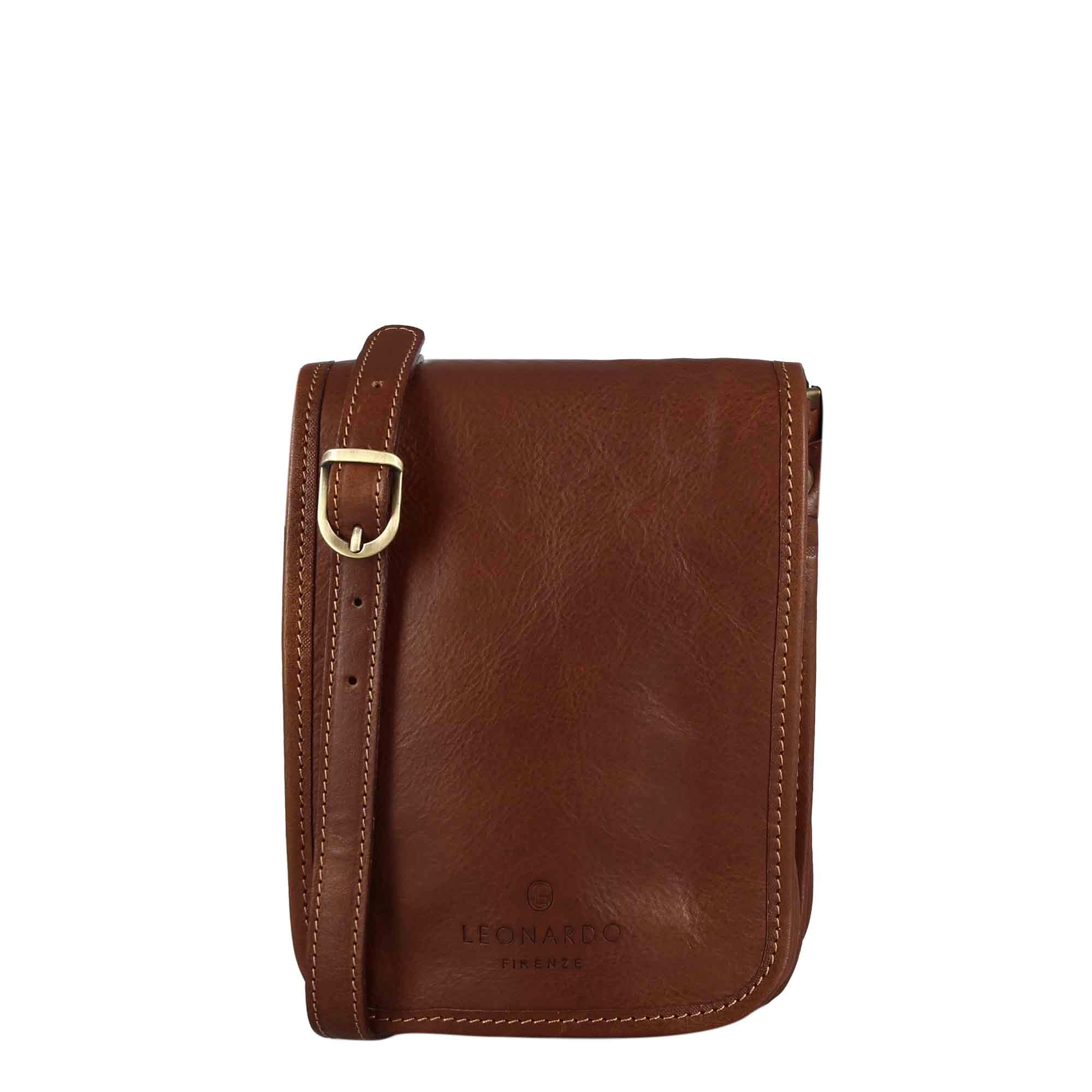 Sac moyen en cuir marron pour homme