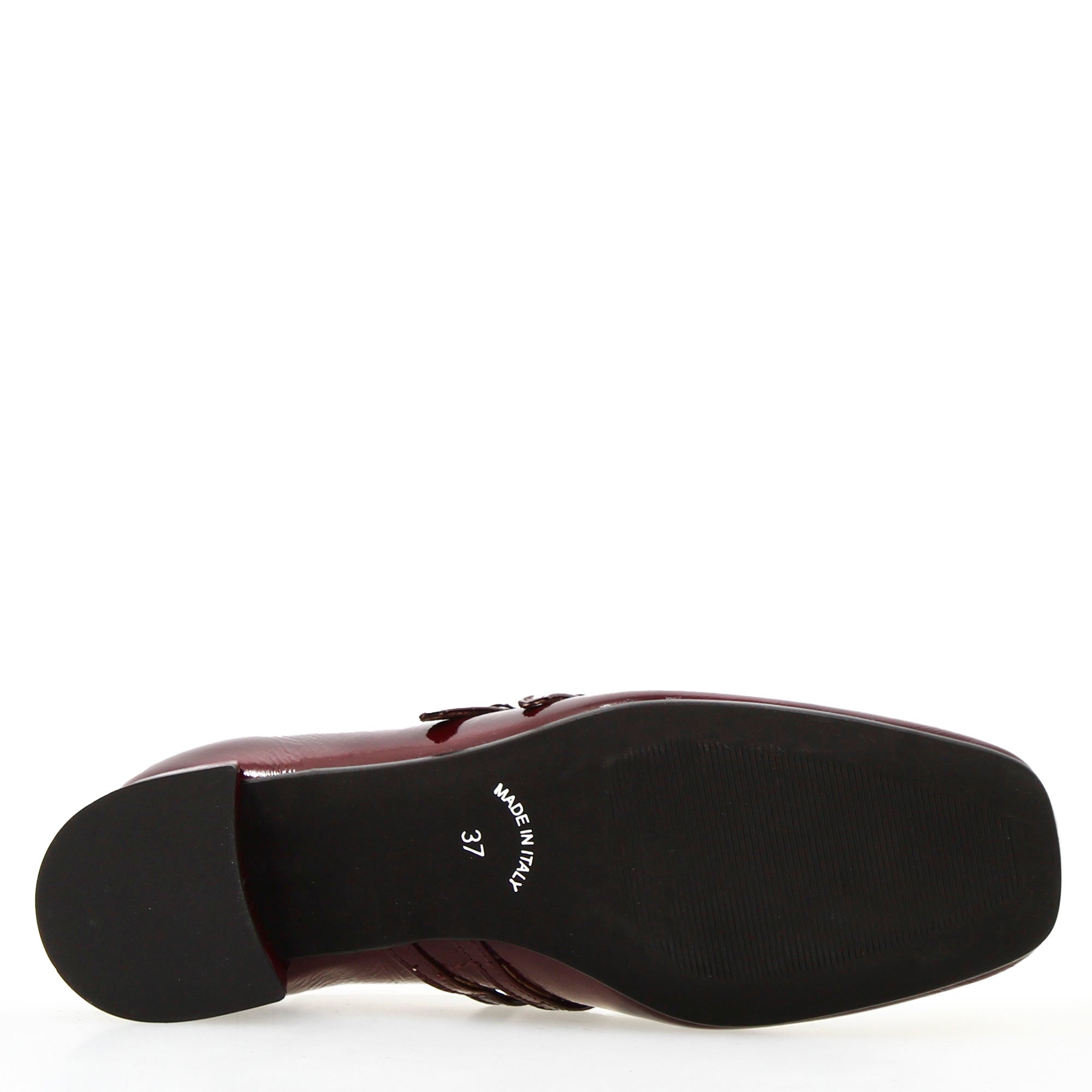 Mary Jane pumps in burgundy wrinkled shiny leather