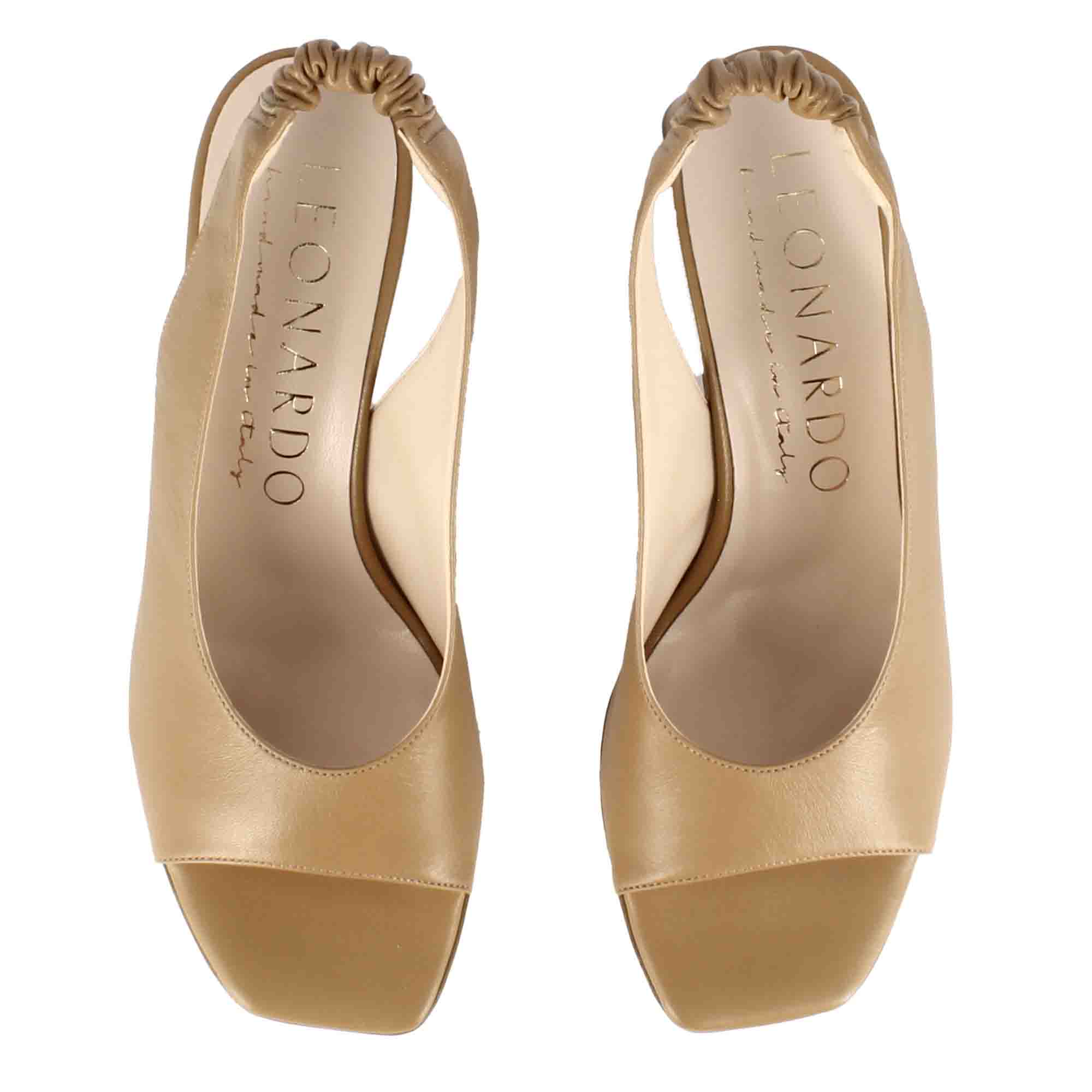 Sandale à bride arrière pour femme en cuir marron à bout carré