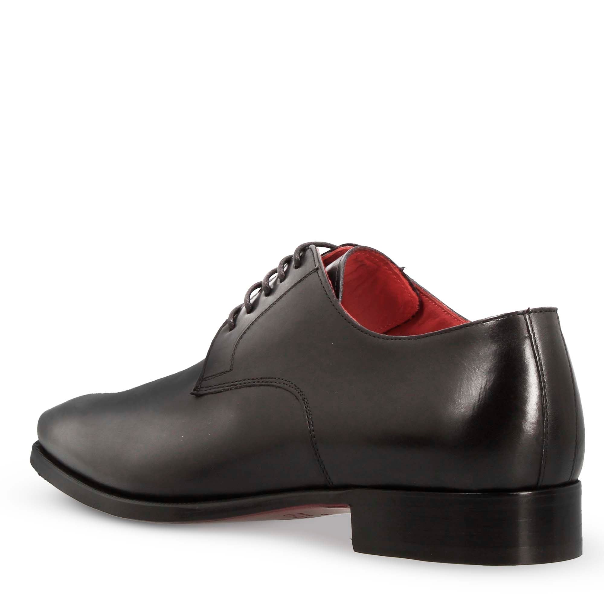 Derby pour homme en cuir lisse noir à bout carré et design