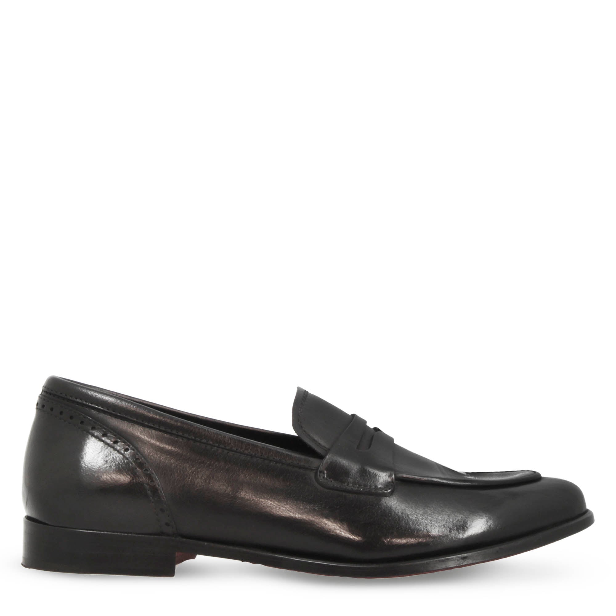 Mocassins pour femmes faits à la main en cuir noir