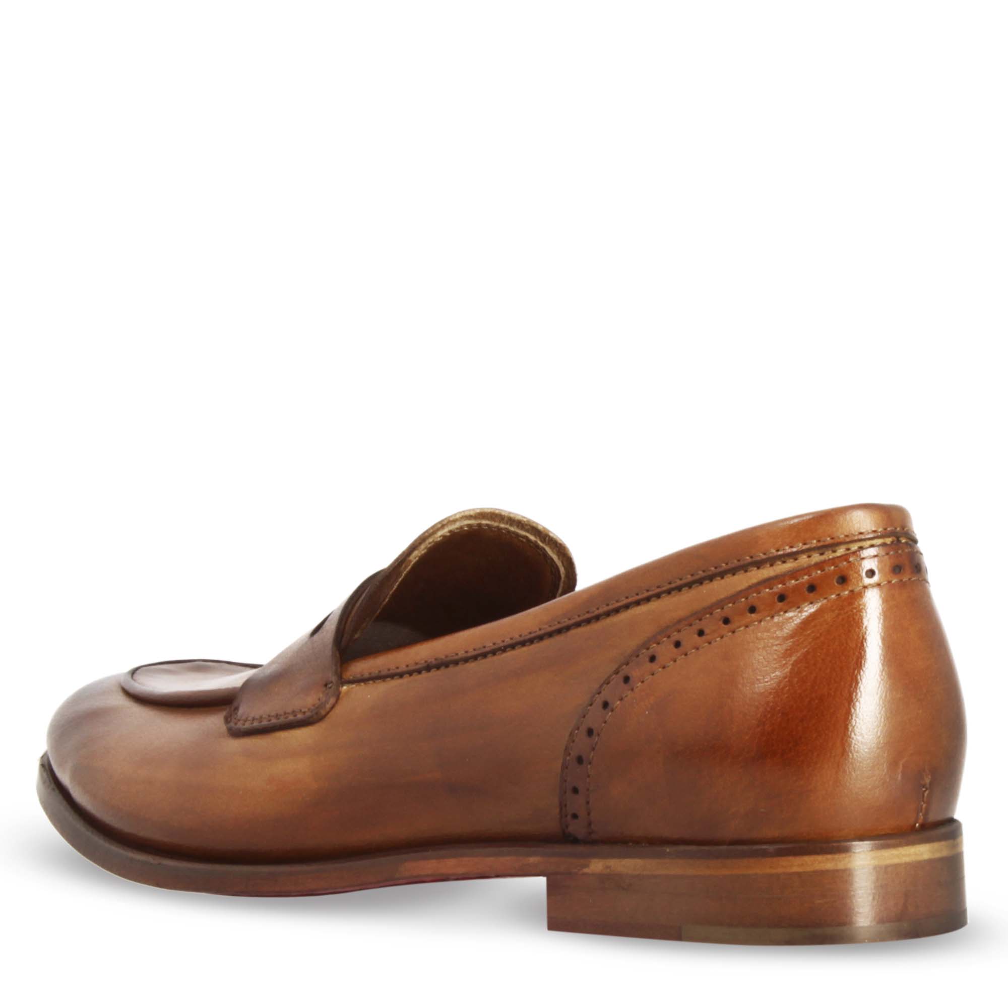 Mocassins pour femmes en cuir marron faits à la main