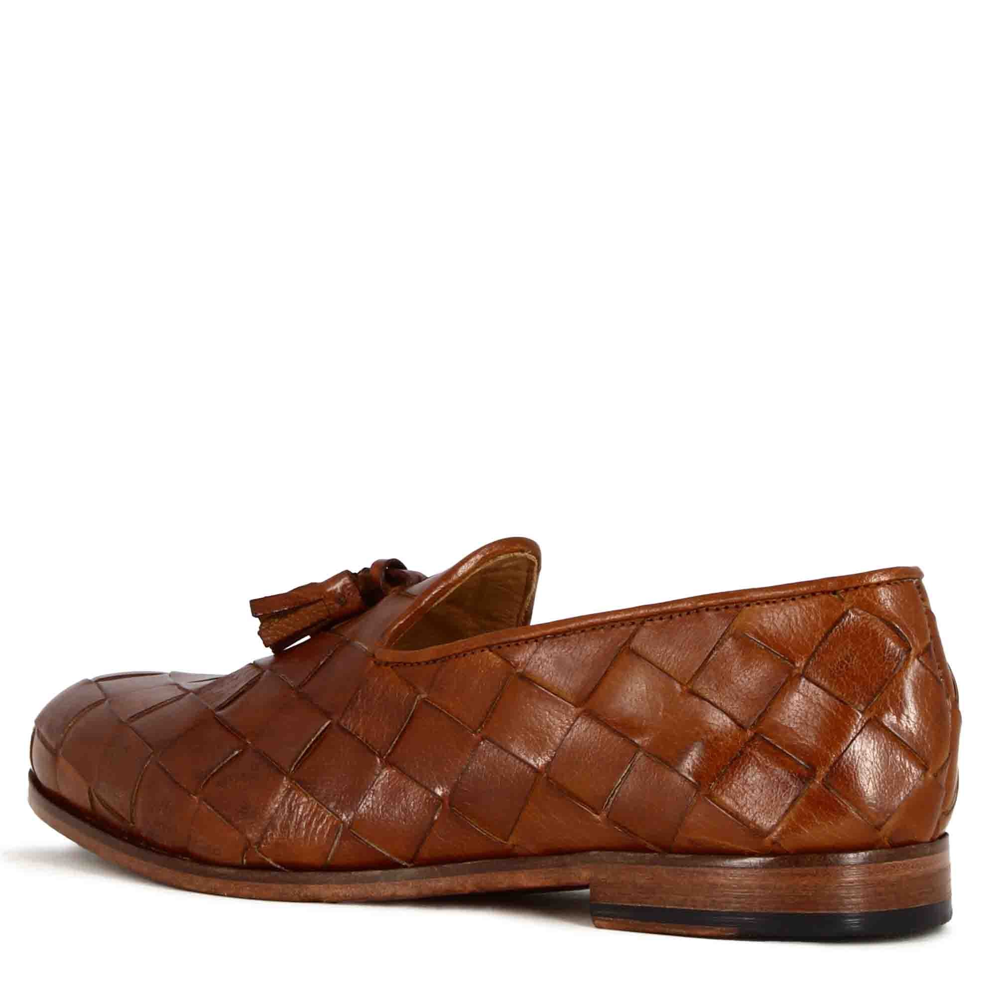 Mocassins pour hommes à pompons en cuir tressé marron clair
