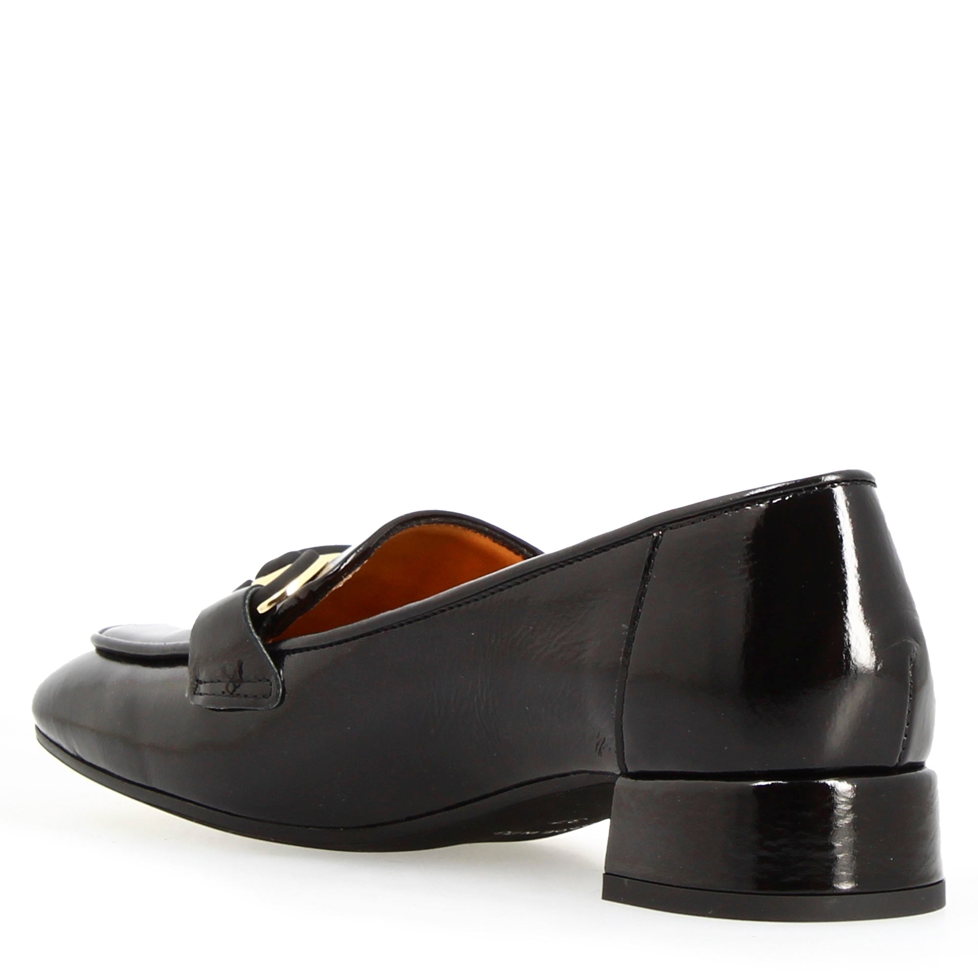 Women's handmade moccasin in black shiny leather