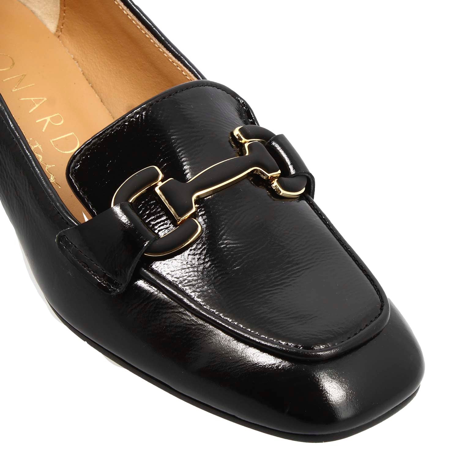 Women's handmade moccasin in black shiny leather