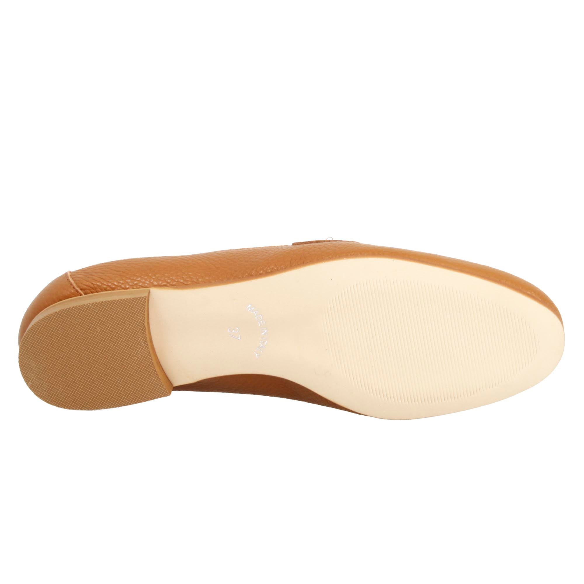 Mocassin femme marron fait main avec pince