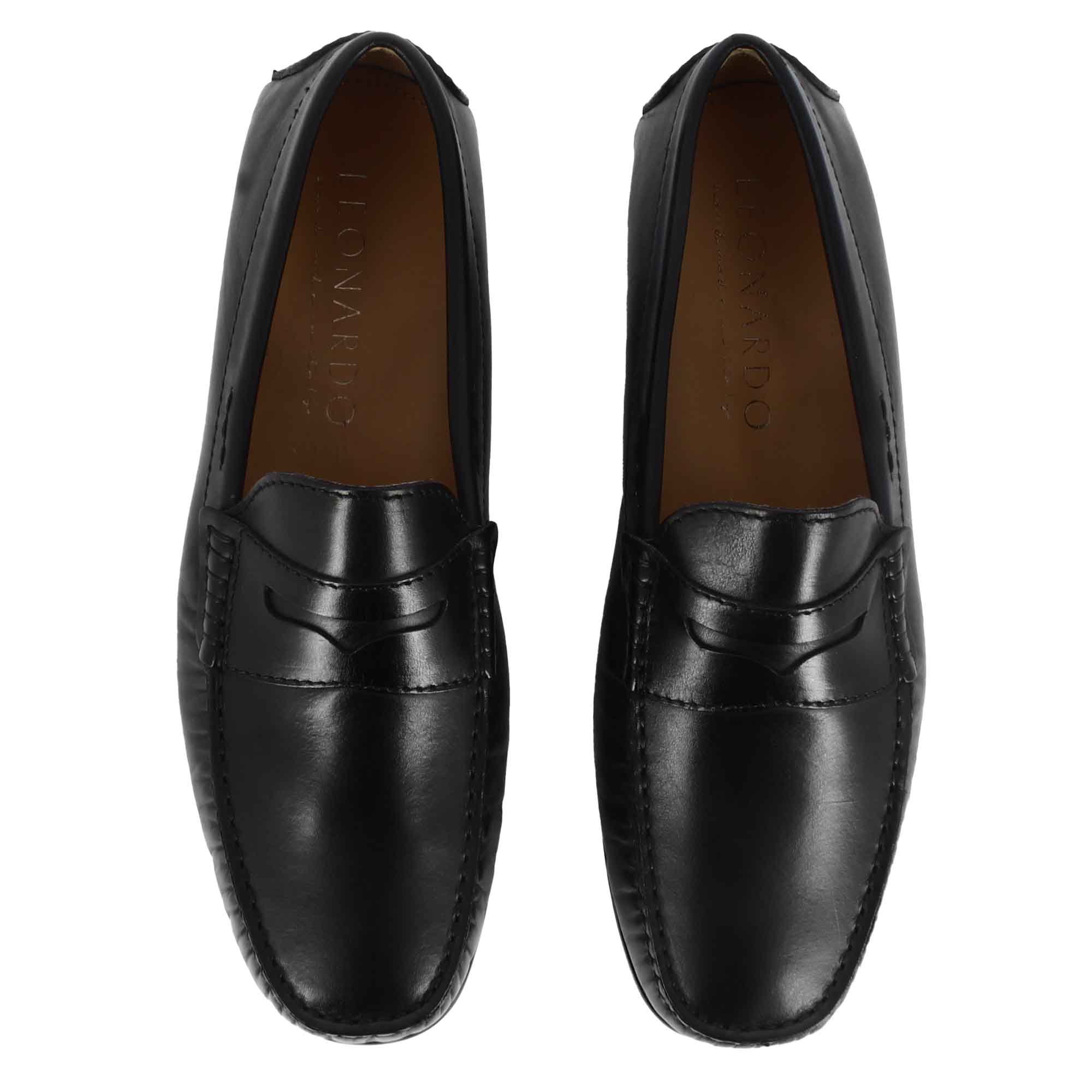 Casual men's moccasin in black leather with rubber pebbled sole