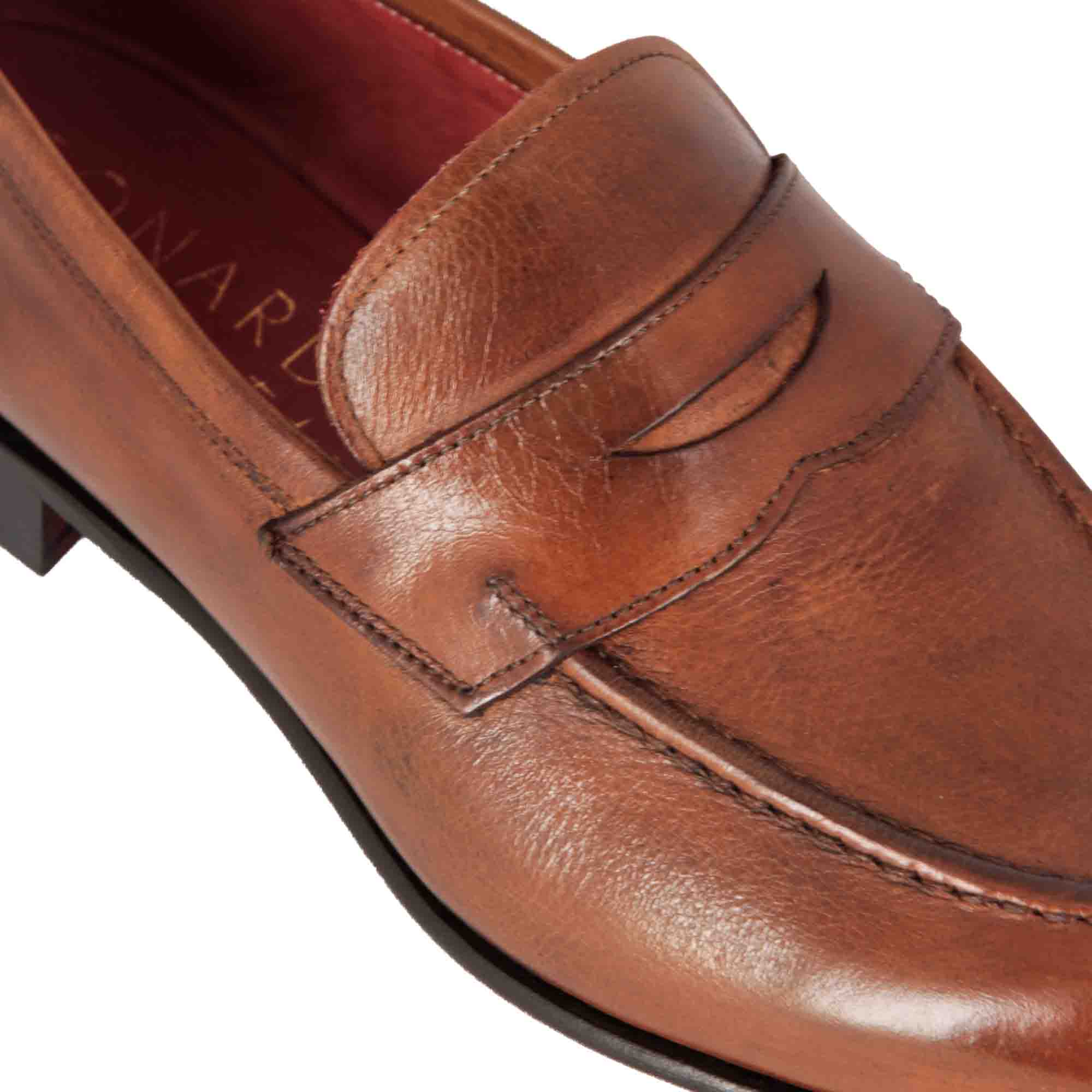 Mocassino classico da uomo in pelle colore marrone chiaro