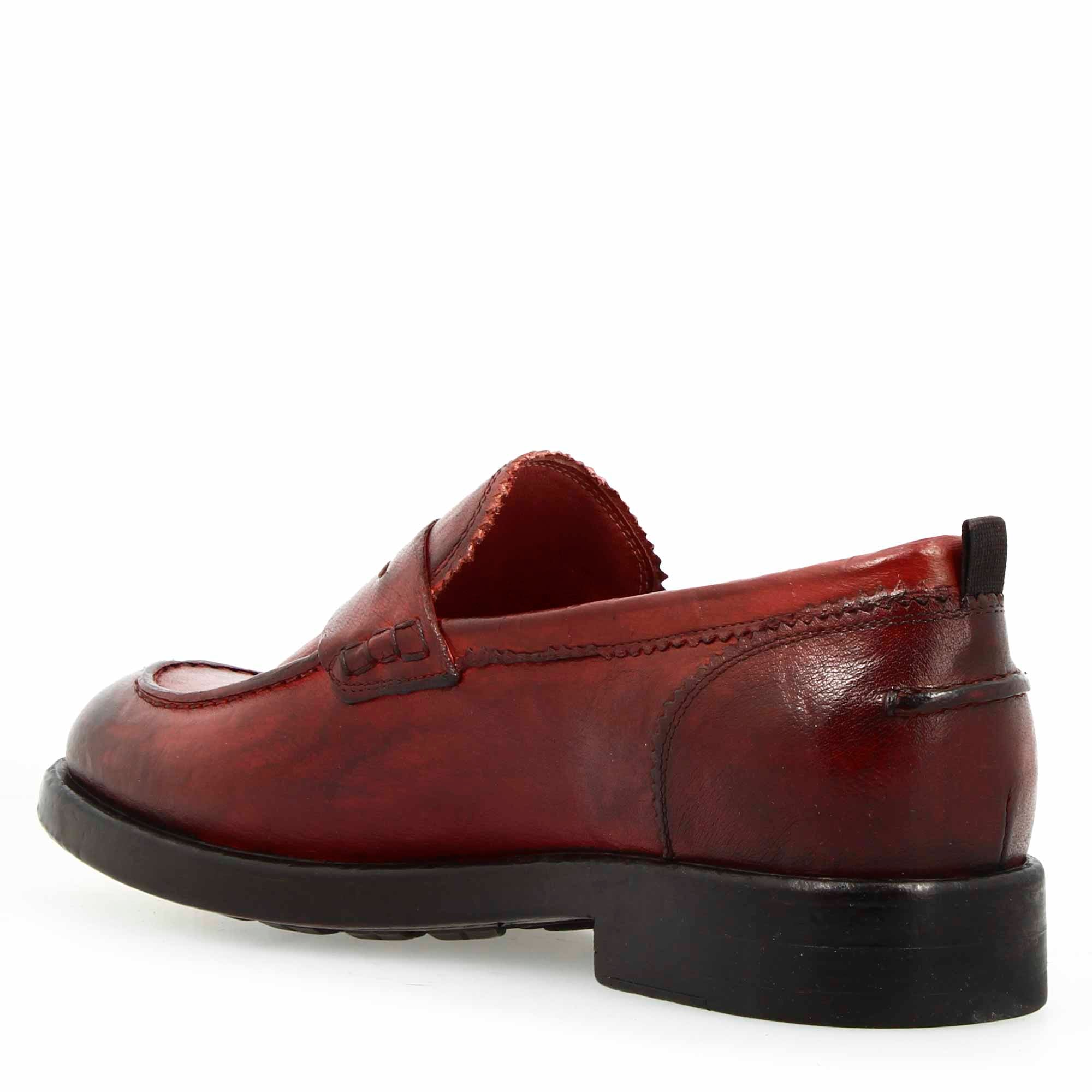 Men's college moccasin in fine burgundy leather