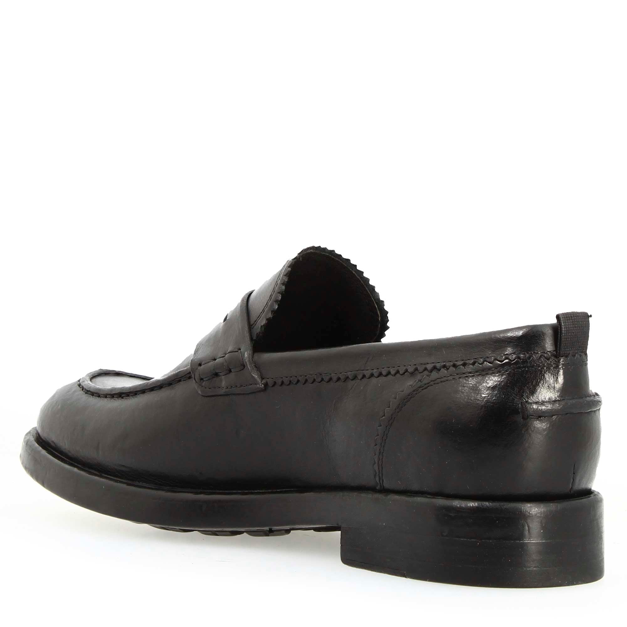 Men's college moccasin in fine black leather
