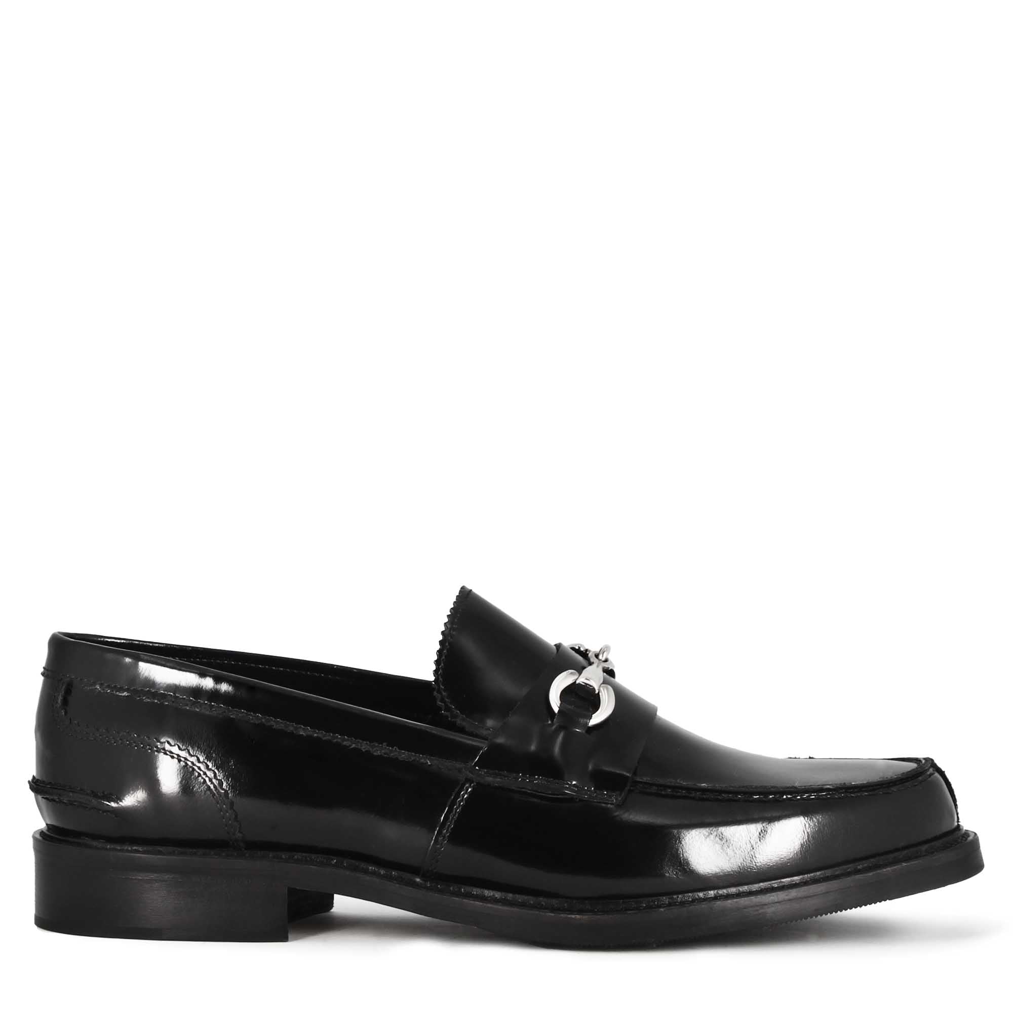 Mocassino con morsetto da uomo in pelle lucida colore nero