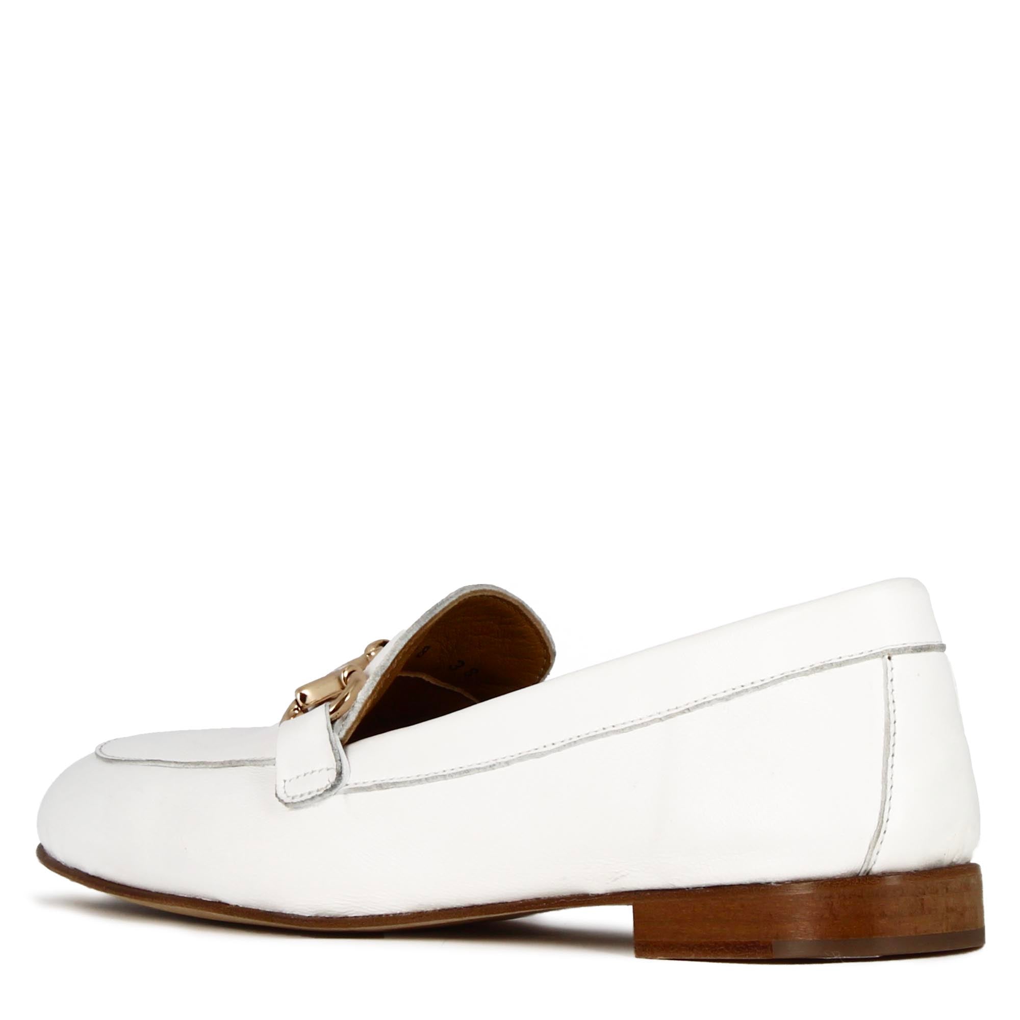 Mocassin femme classique avec pince en cuir blanc