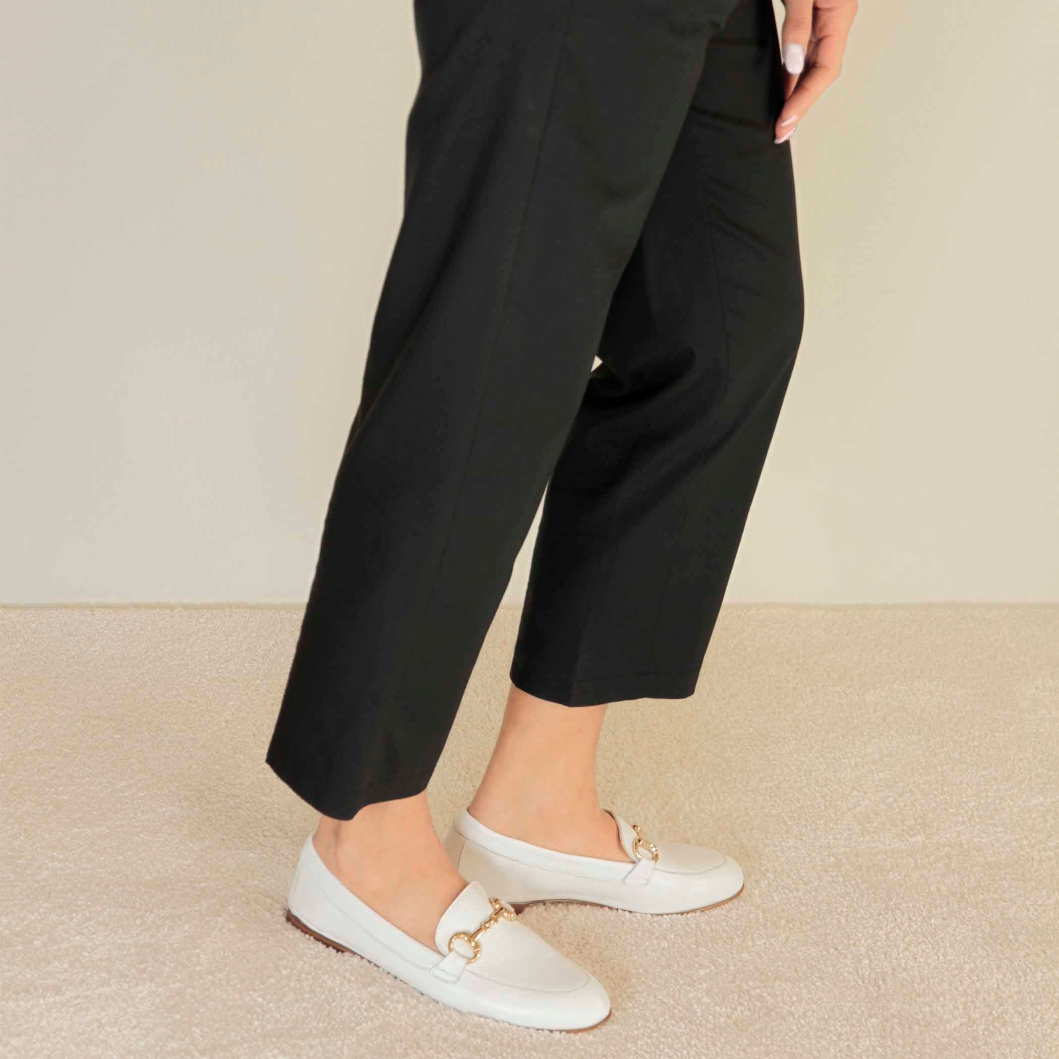 Mocassin femme classique avec pince en cuir blanc