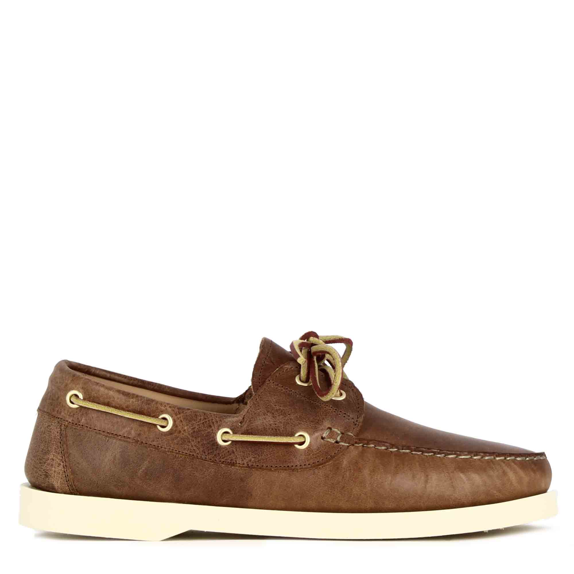 Mocassin bateau pour homme cuir marron clair