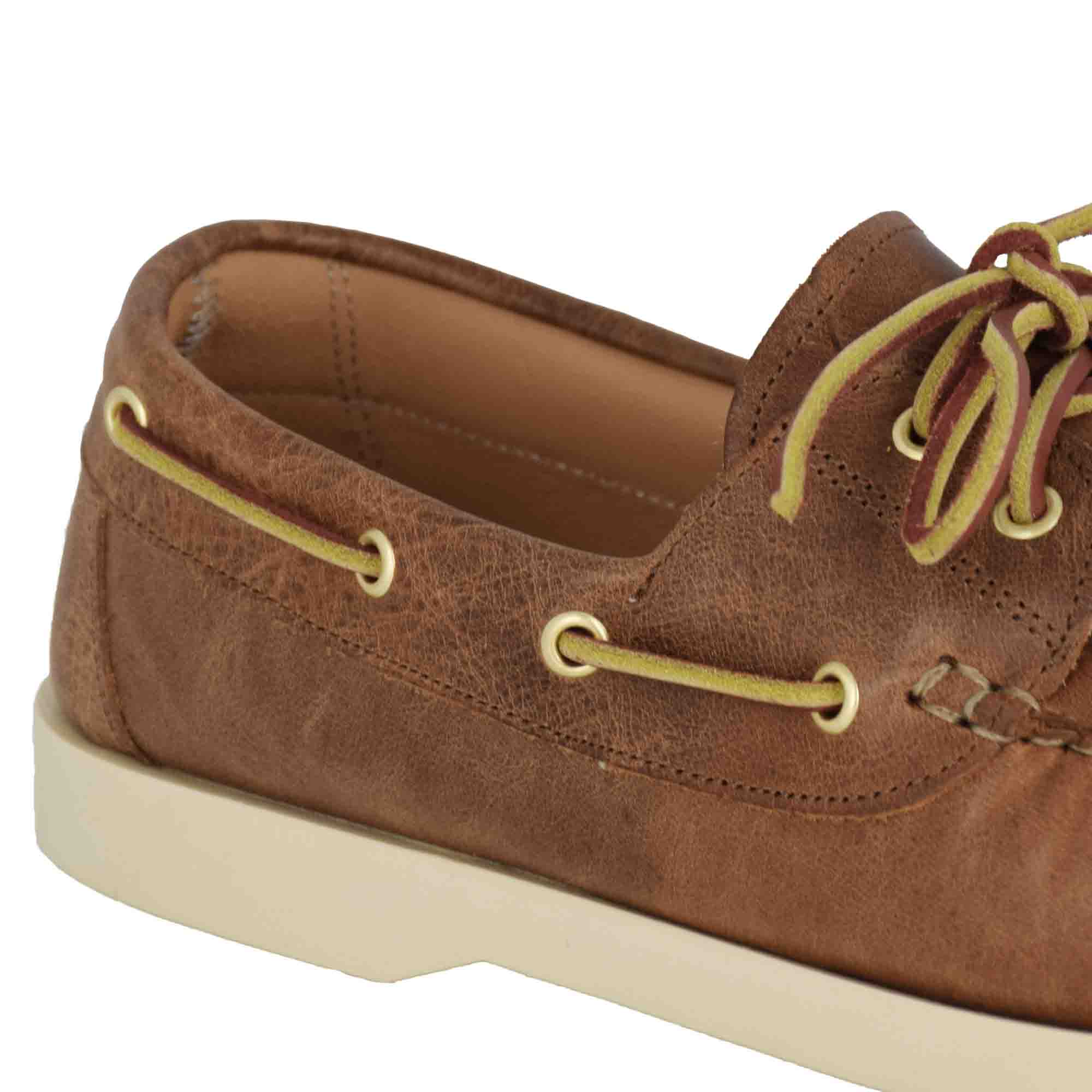 Mocassin bateau pour homme cuir marron clair