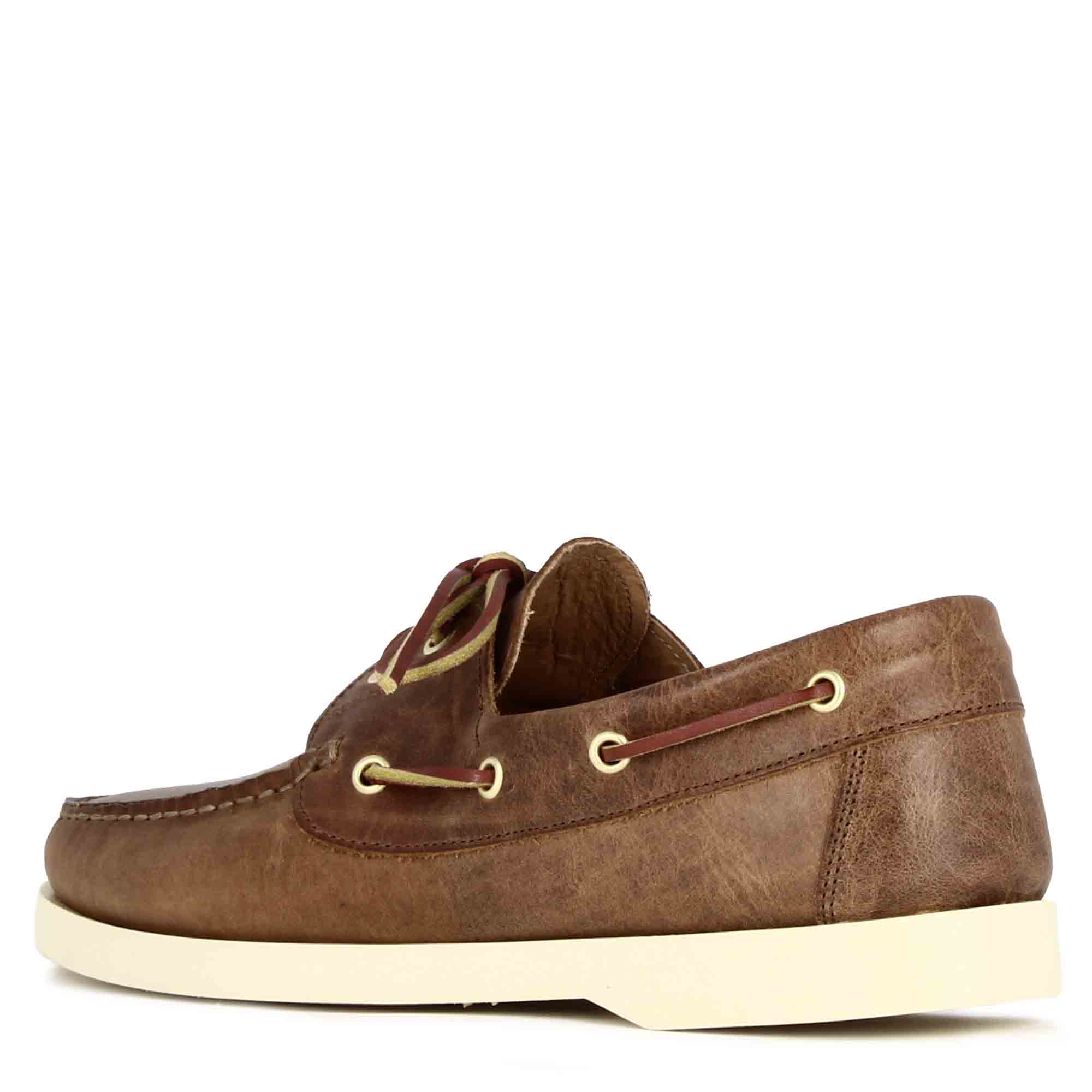 Mocassin bateau pour homme cuir marron clair