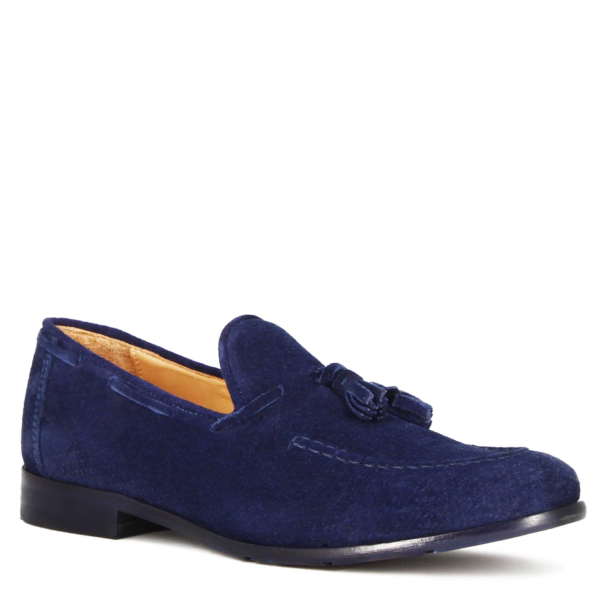 Mocassin fait main en daim avec pompons bleus