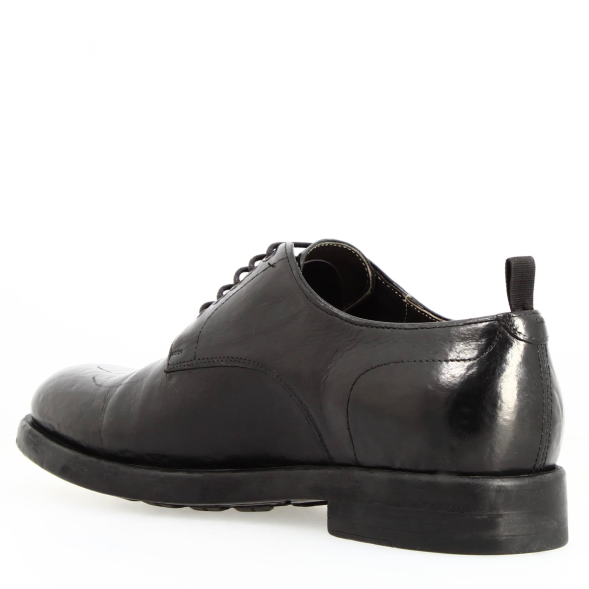 Modern men's derby in black fine leather