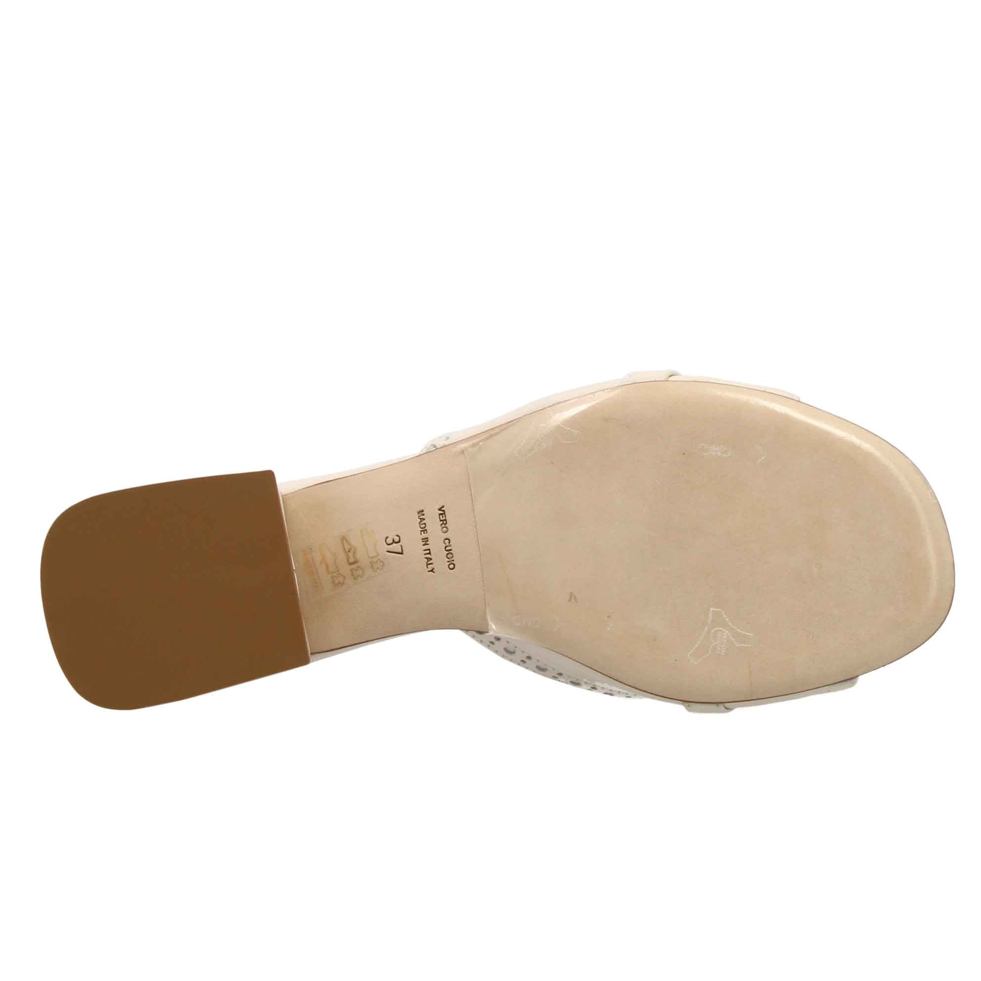 Women's handmade beige leather slide clog with clamp