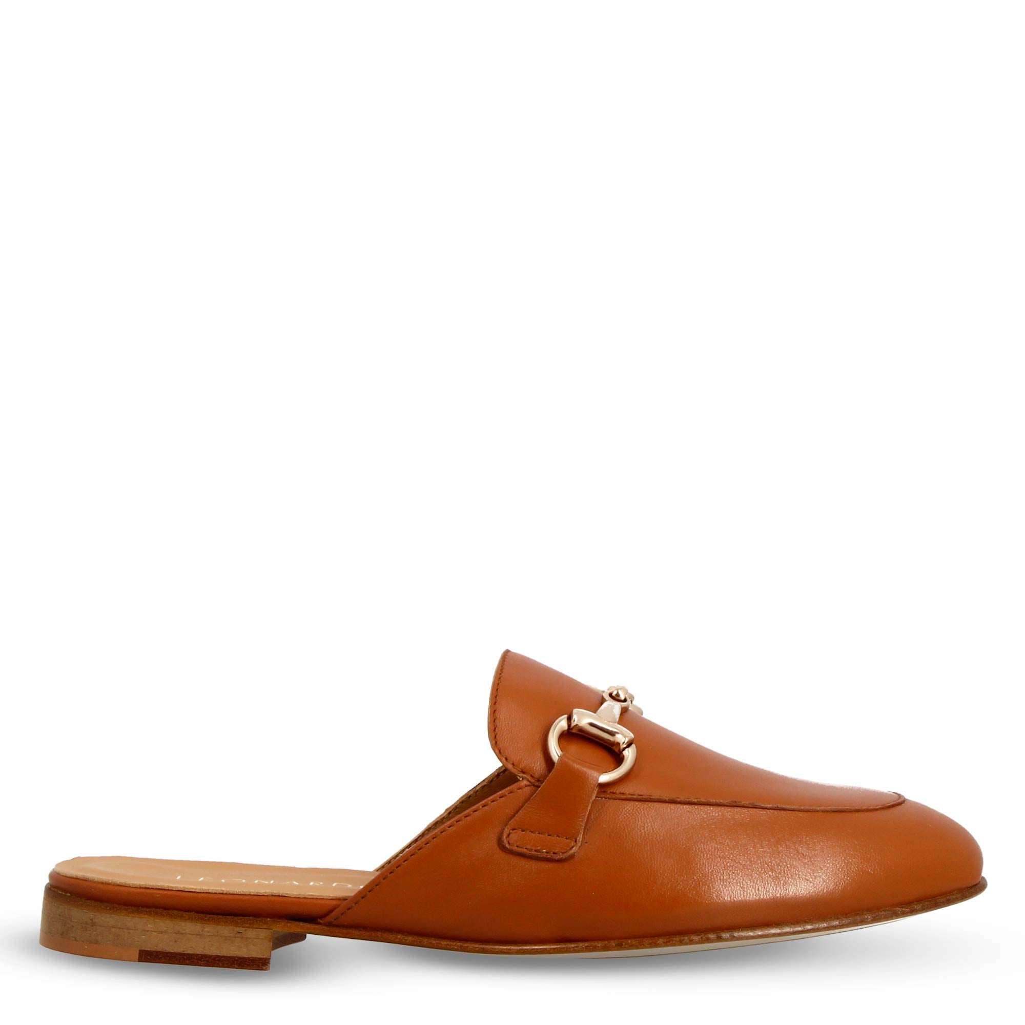 Sabot color marrone con fibbia dorata e fondo in cuoio - LeonardoShoes