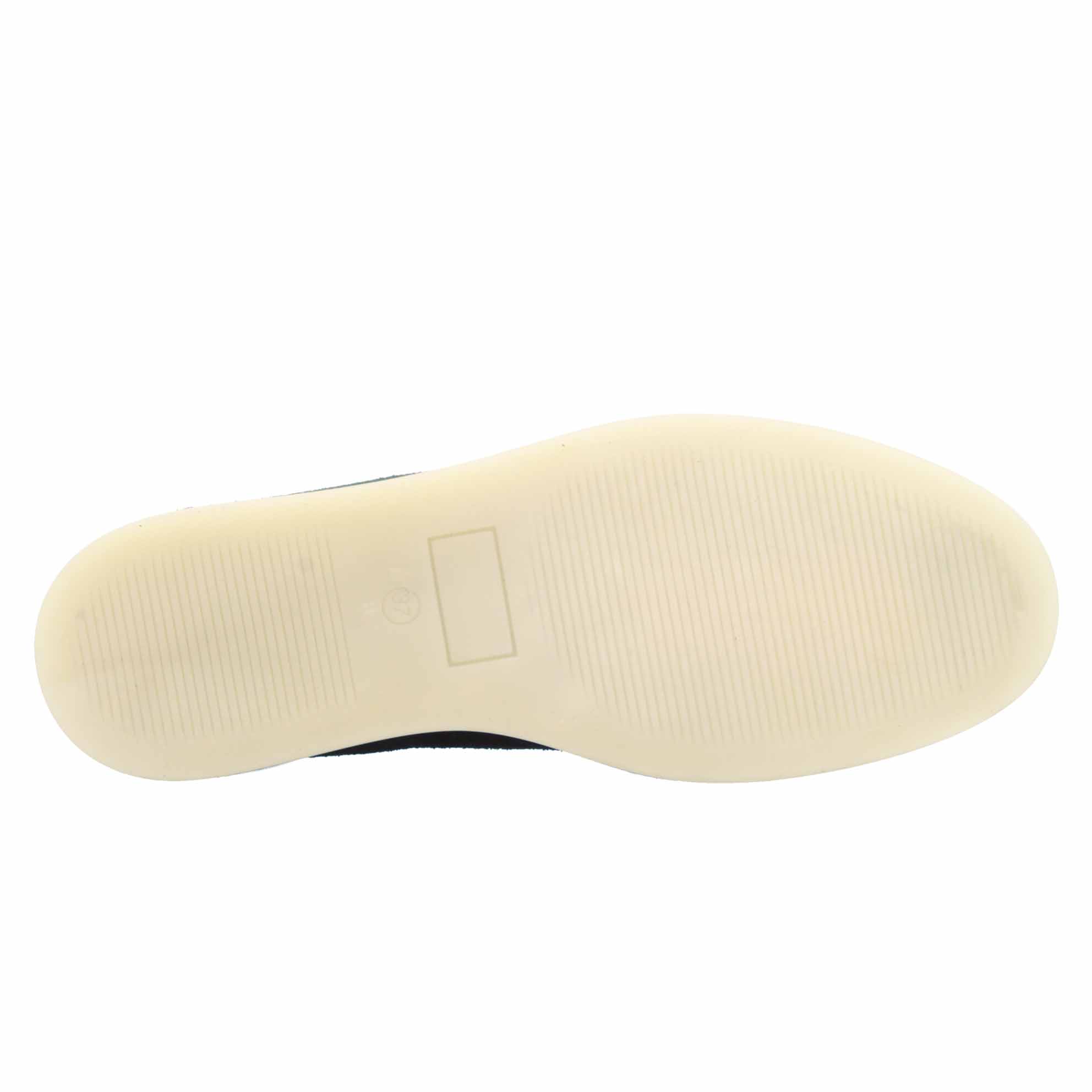 Chaussure bateau pour femme en daim bleu fabriquée à la main