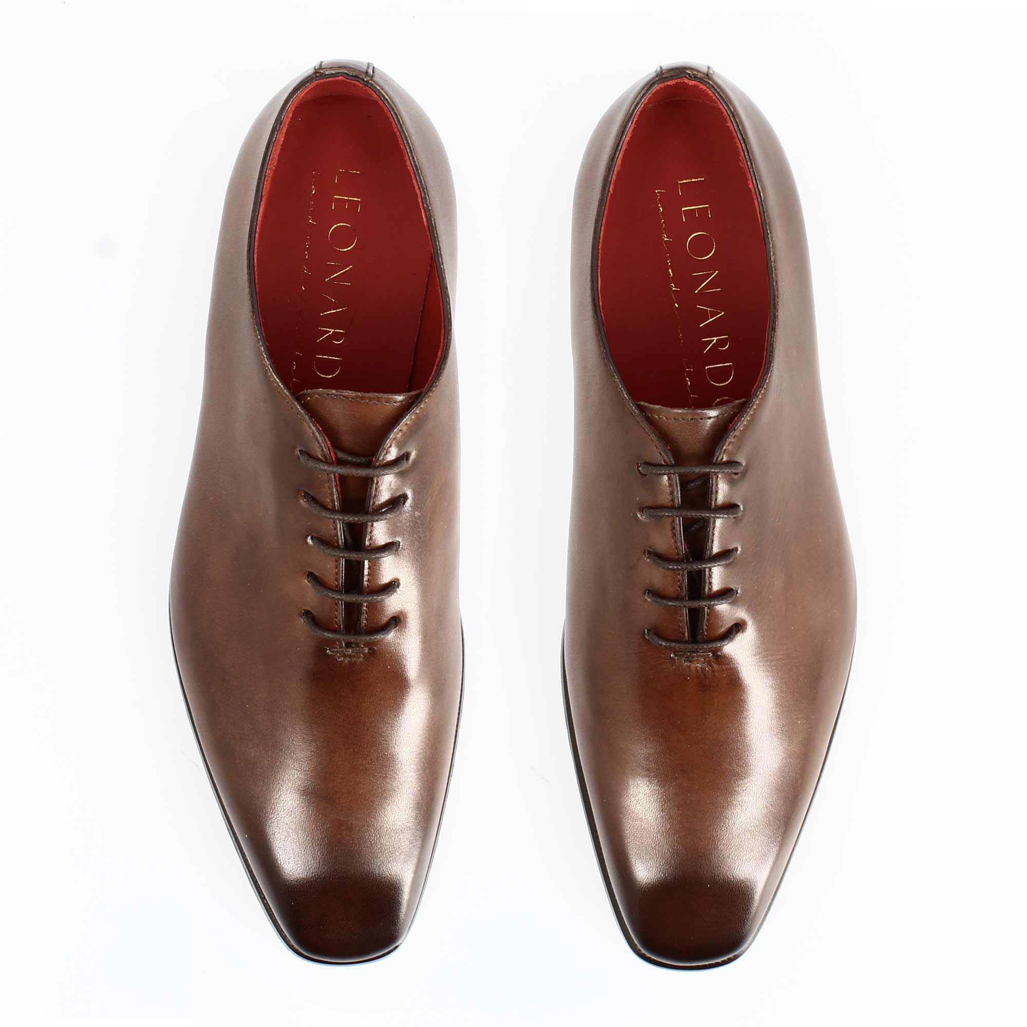 Scarpe wholecut da uomo artigianali punta squadrata in pelle di vitello delavè brandy - LeonardoShoes