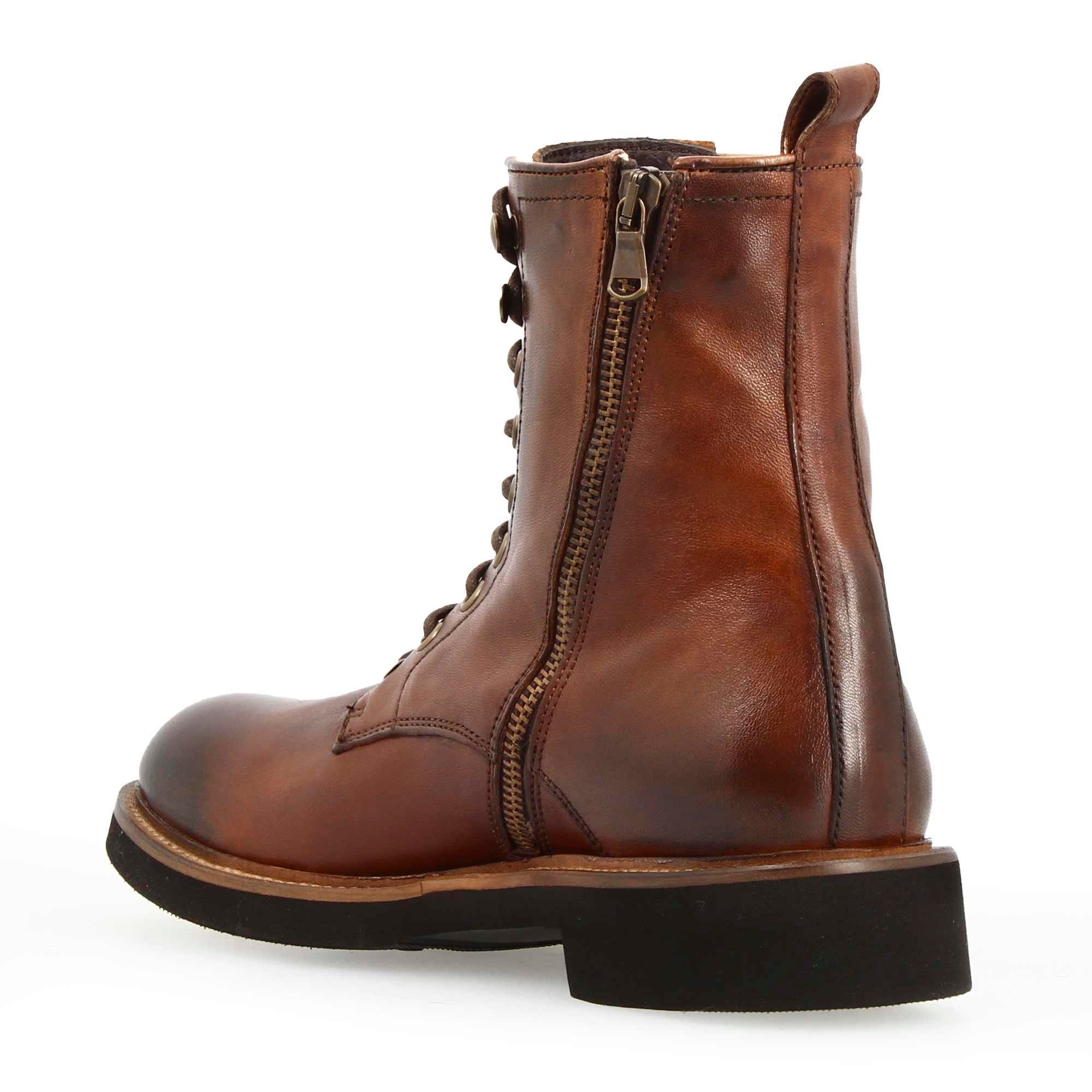 Women's amphibious ankle boot in green genuine leather handmade