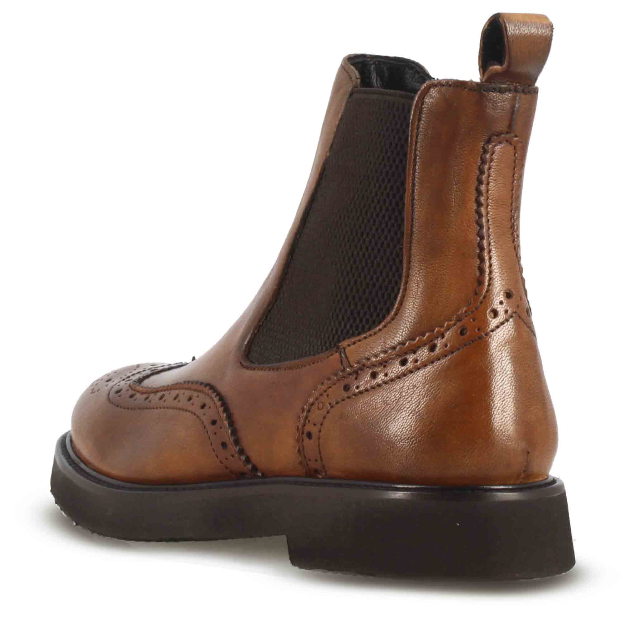 Stivaletto Chelsea brogue da donna in vera pelle colore marrone