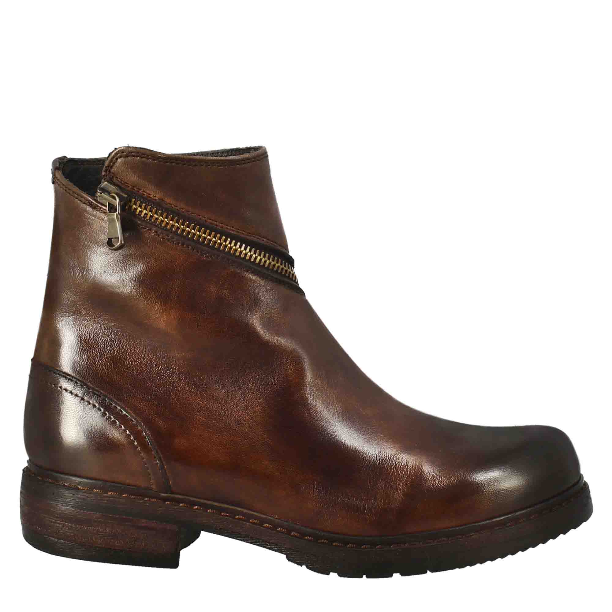 Paupa women's ankle boot in brown washed leather with double zip