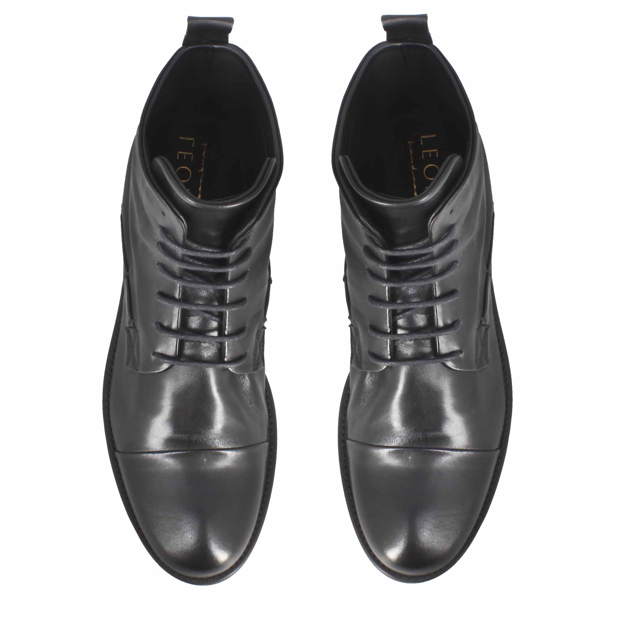 Stivaletto da uomo stile vintage in pelle colore nero