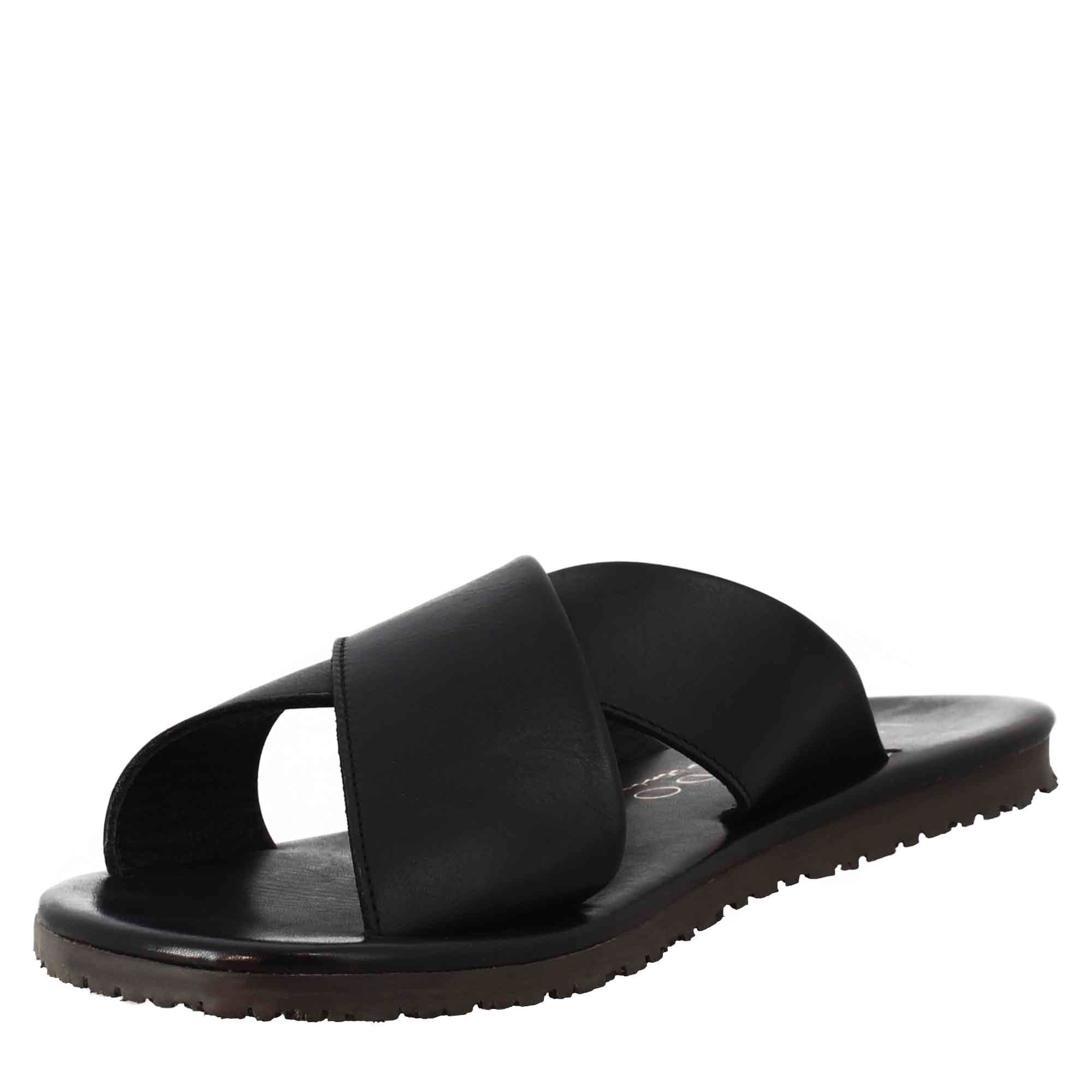 Sandali ciabatta con fasce incrociate da uomo fatti a mano in pelle nera - LeonardoShoes